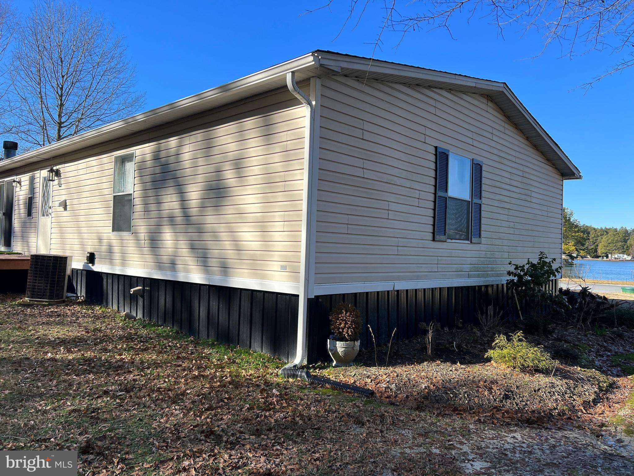 HEBRON WOODS - Residential