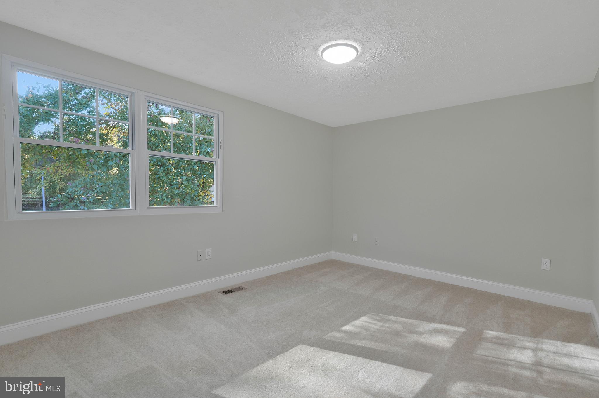 WALDON WOODS - Residential