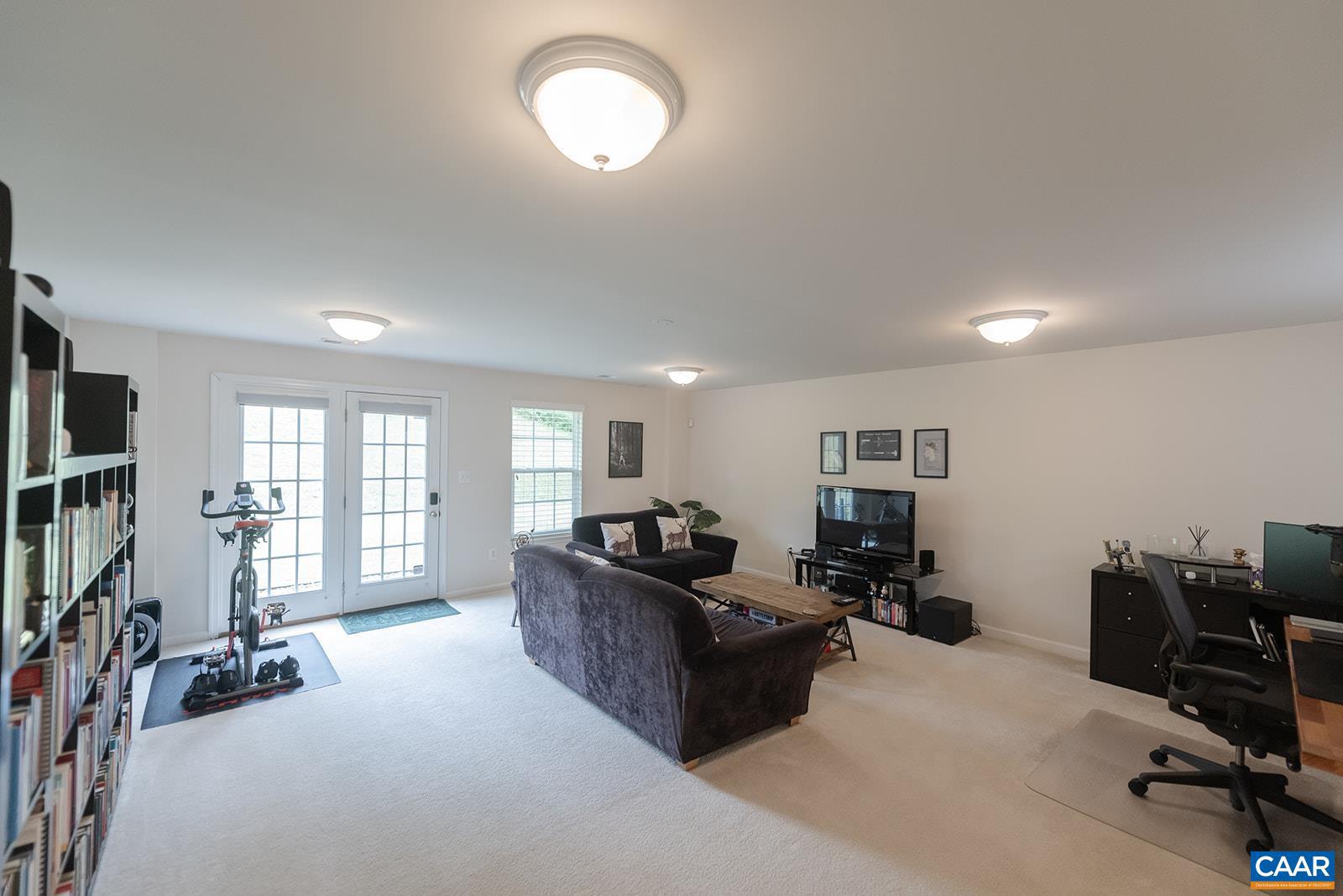 PAVILIONS AT PANTOPS - Residential