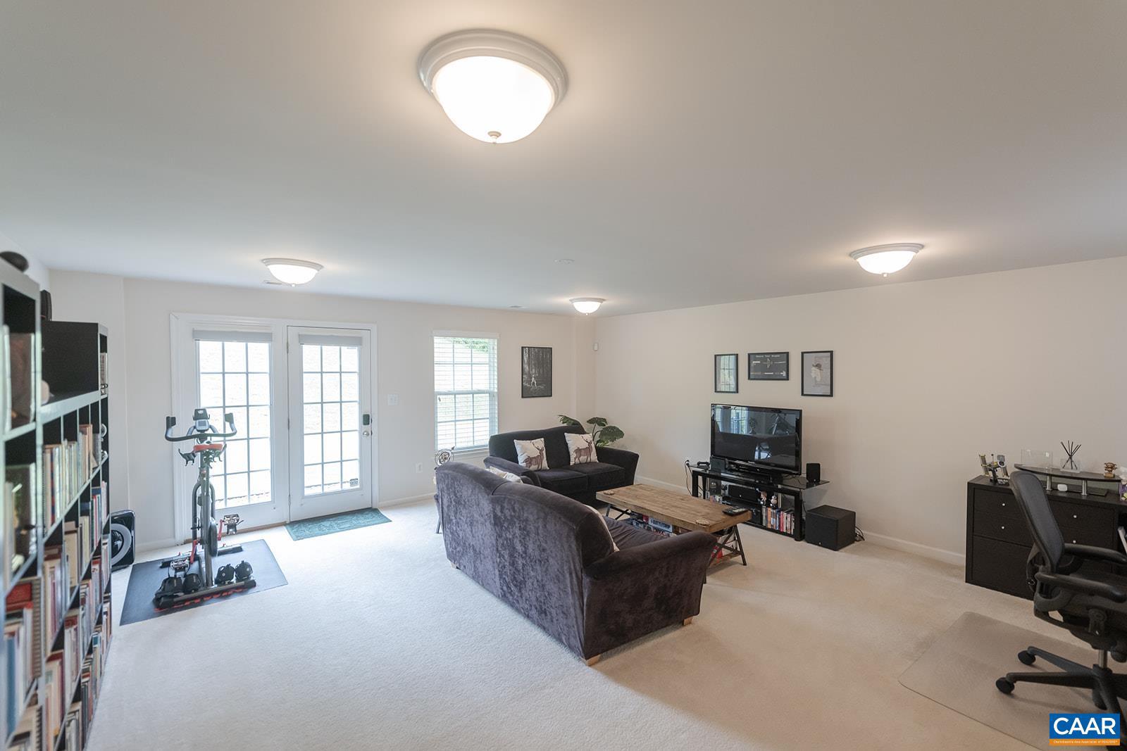 PAVILIONS AT PANTOPS - Residential