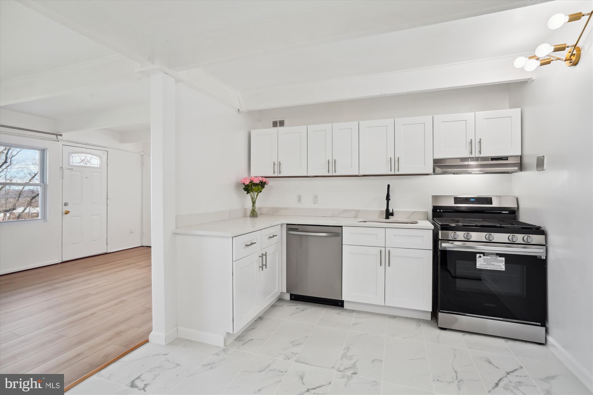 RIGGS HILL - Residential