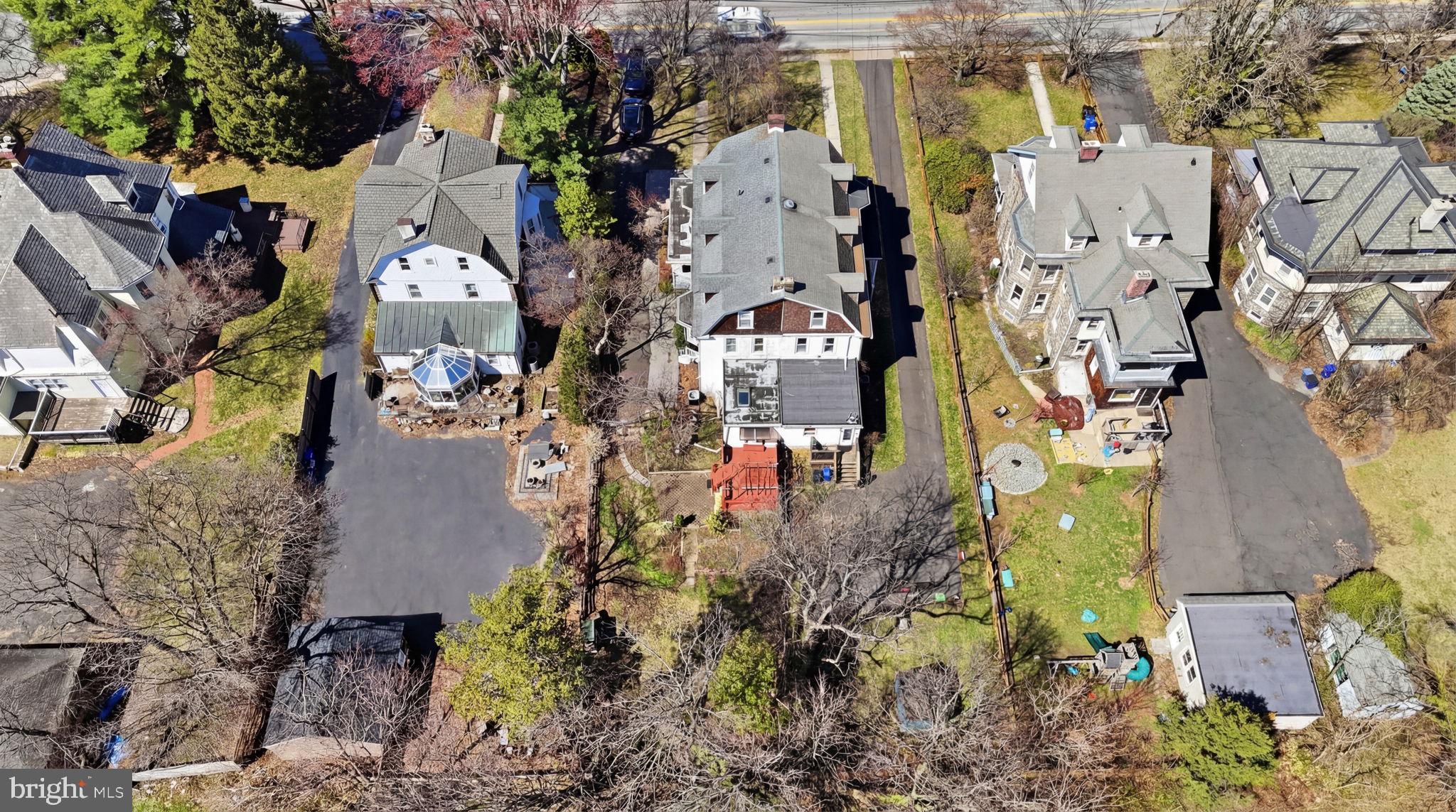 JENKINTOWN - Residential