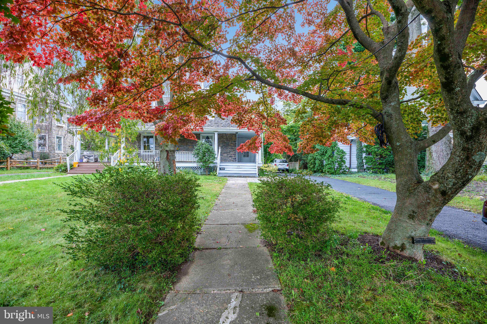 608 WASHINGTON LANE
