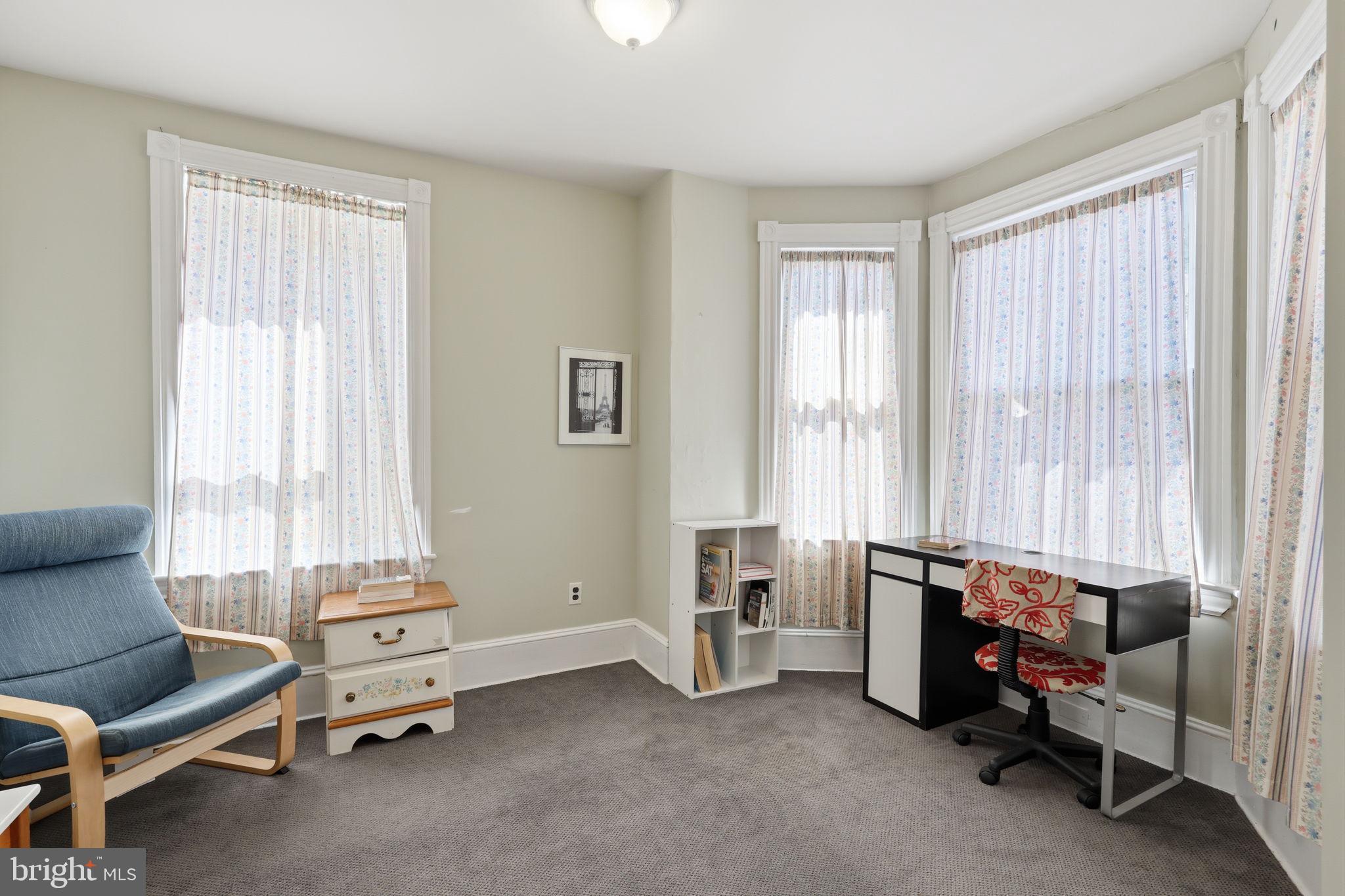 JENKINTOWN - Residential