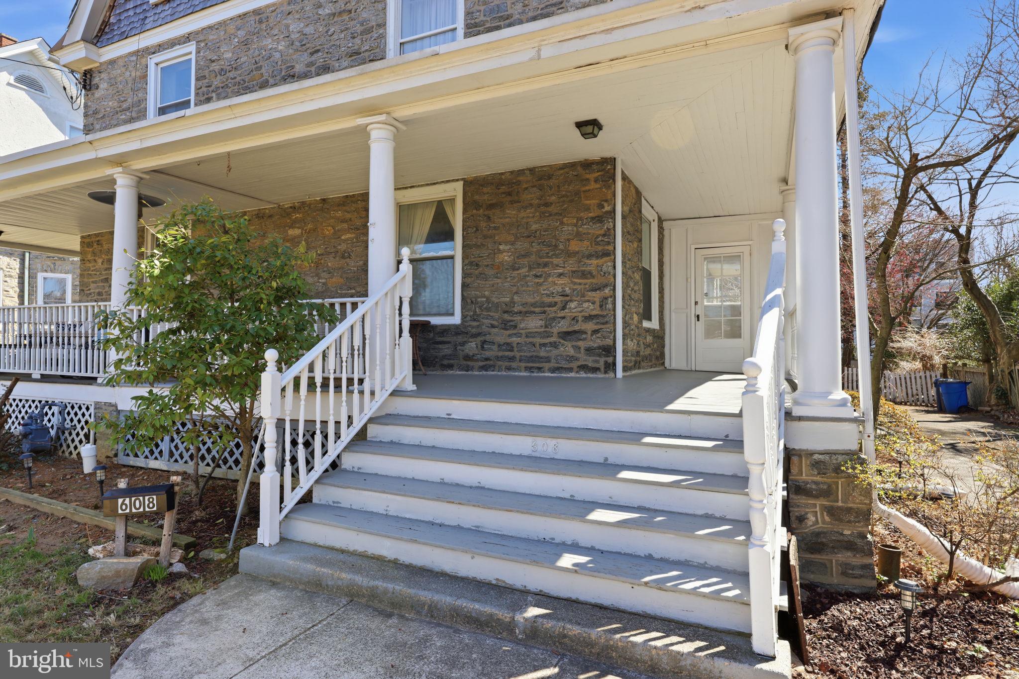 JENKINTOWN - Residential