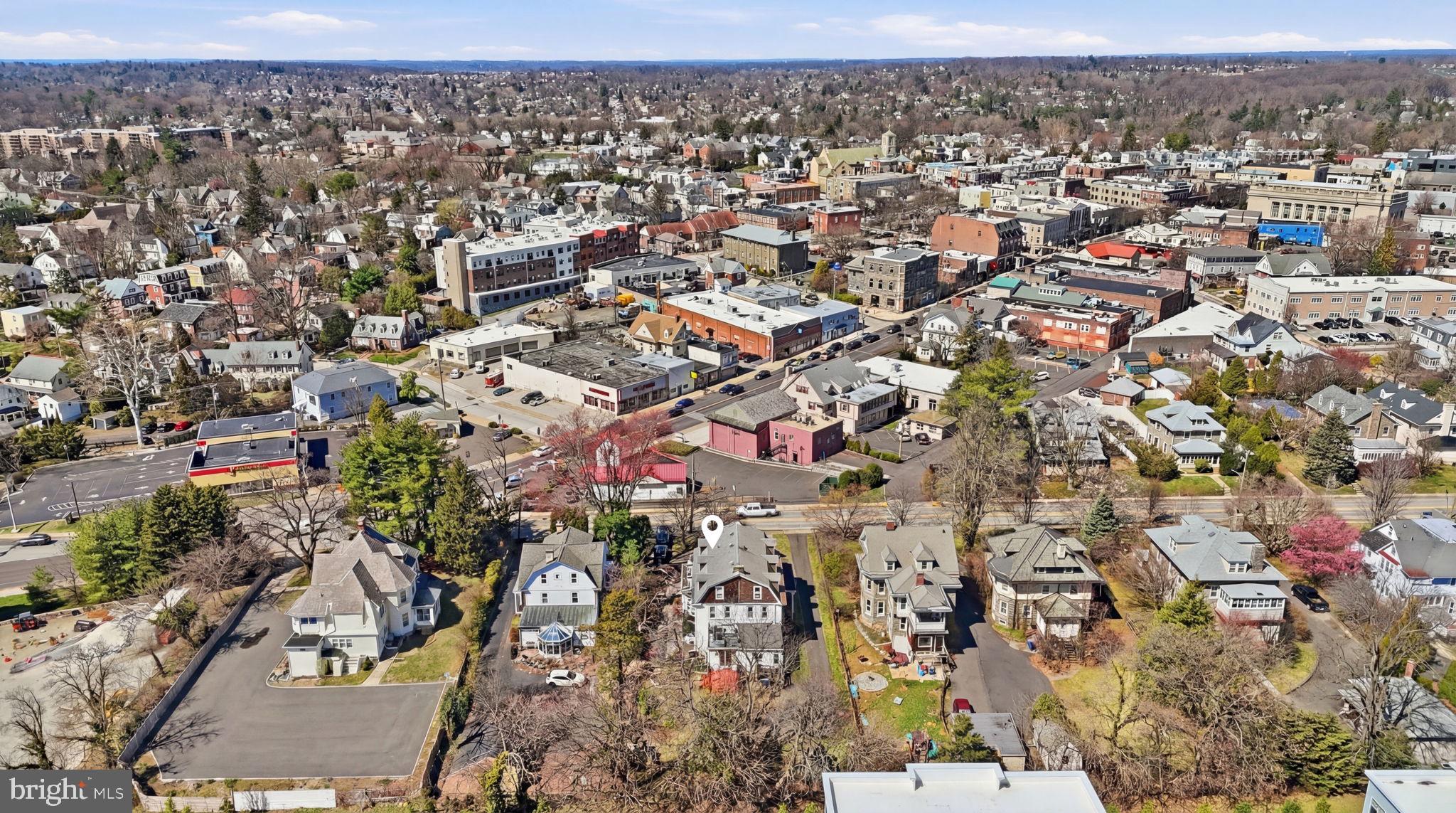 JENKINTOWN - Residential