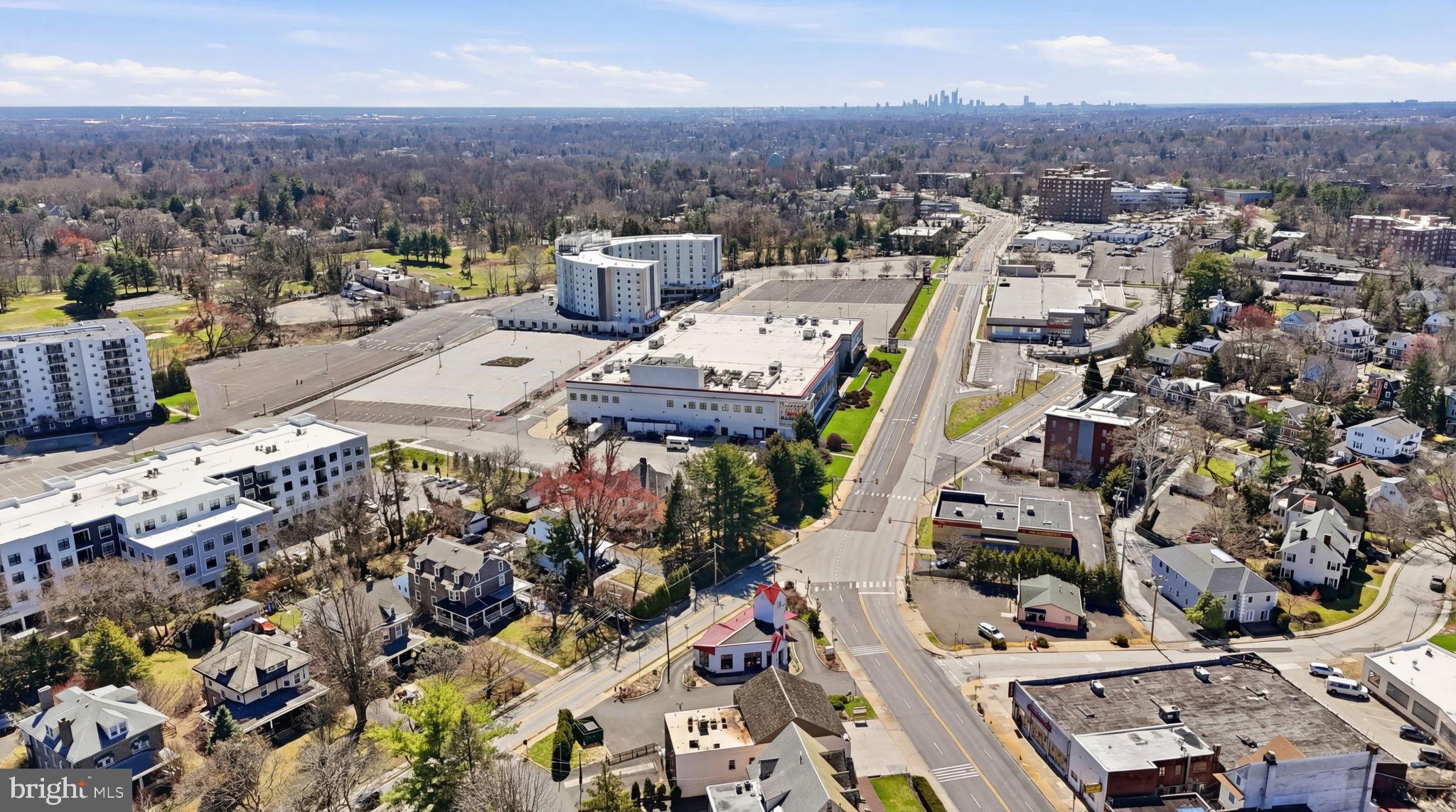 JENKINTOWN - Residential