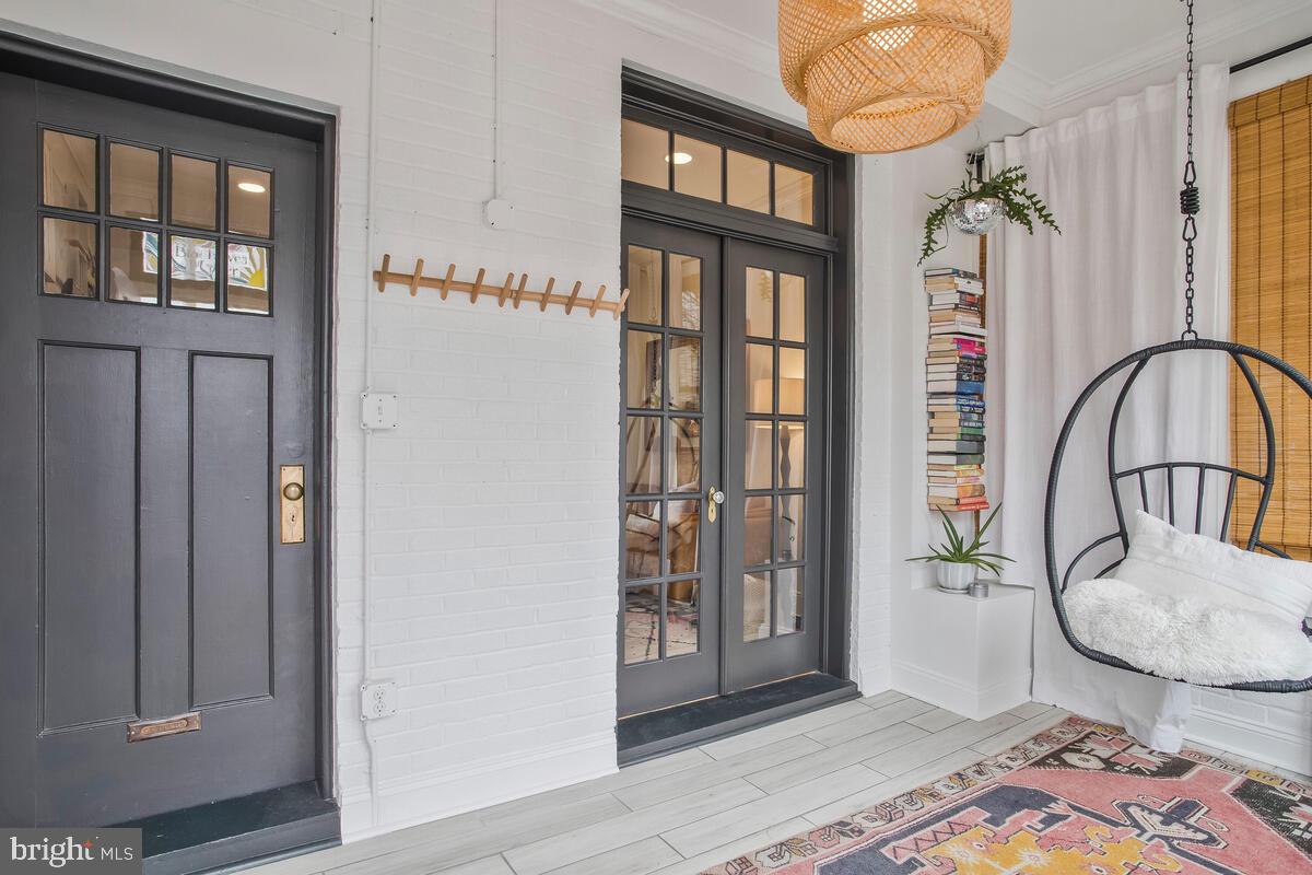 HAMPDEN HISTORIC DISTRICT - Residential