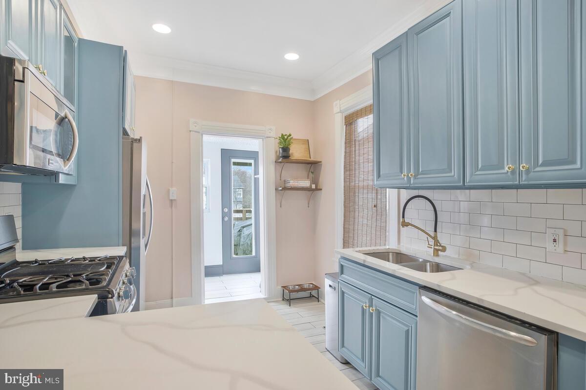 HAMPDEN HISTORIC DISTRICT - Residential