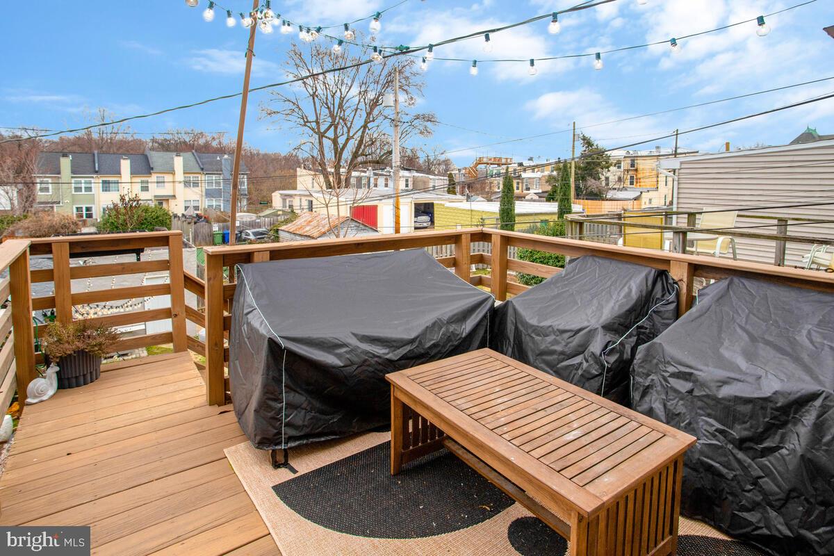 HAMPDEN HISTORIC DISTRICT - Residential