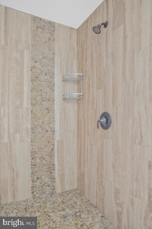 HAMPDEN HISTORIC DISTRICT - Residential