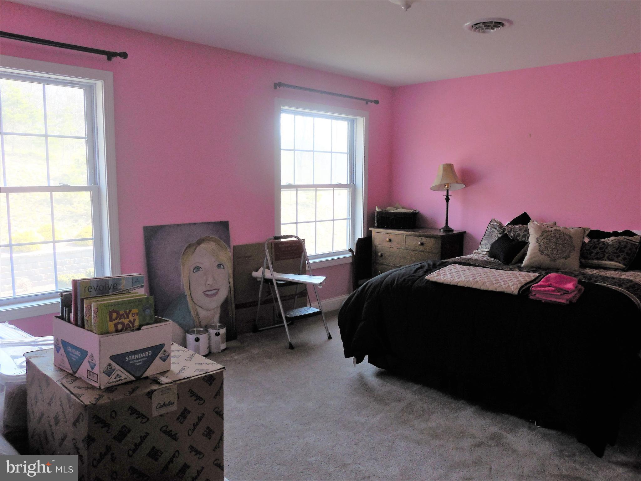 COLONIAL HTS - Residential