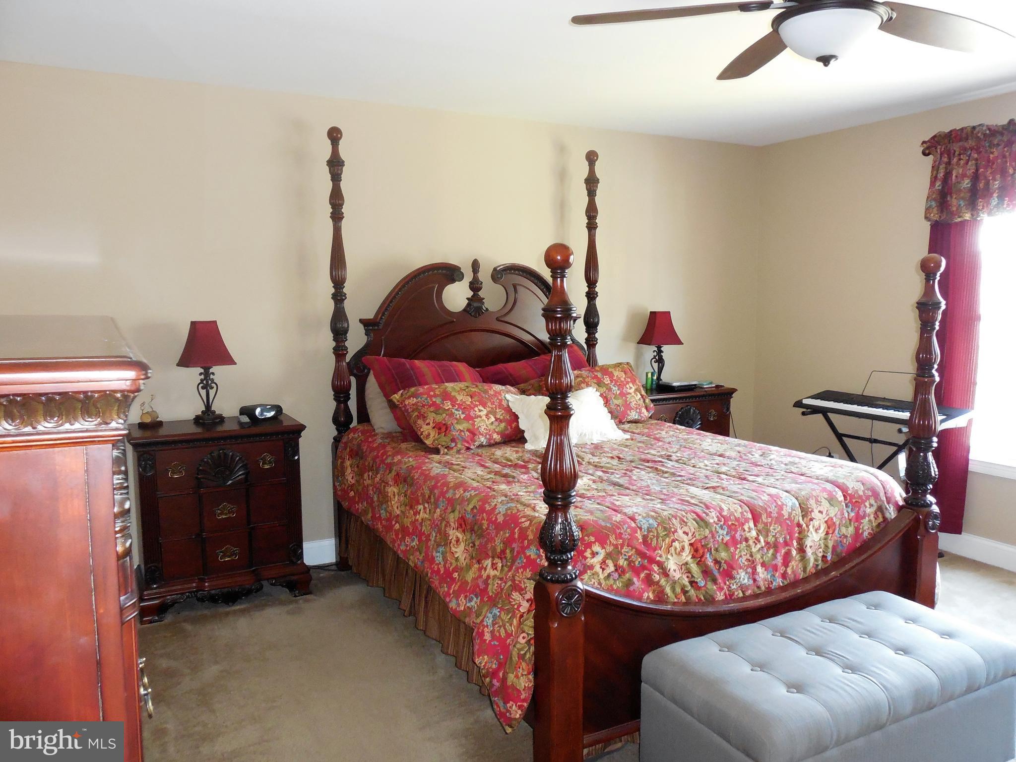 COLONIAL HTS - Residential