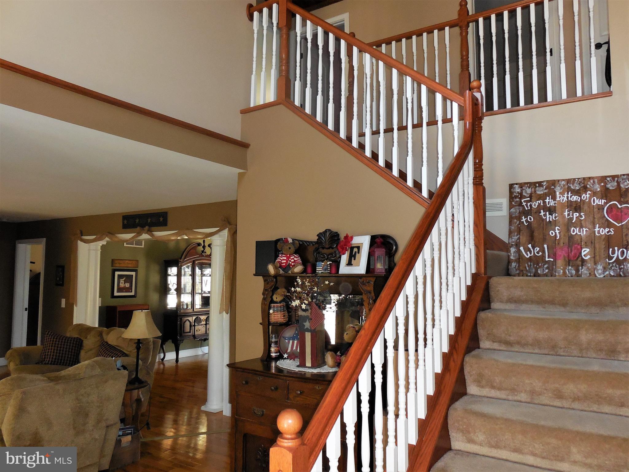 COLONIAL HTS - Residential