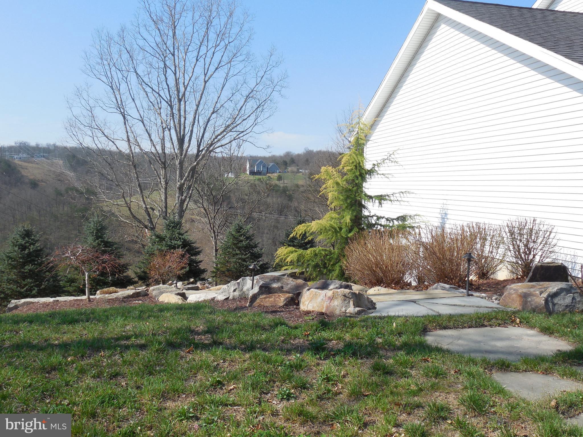 COLONIAL HTS - Residential