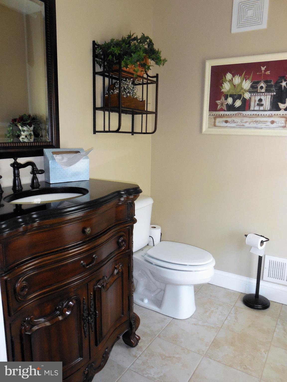 COLONIAL HTS - Residential