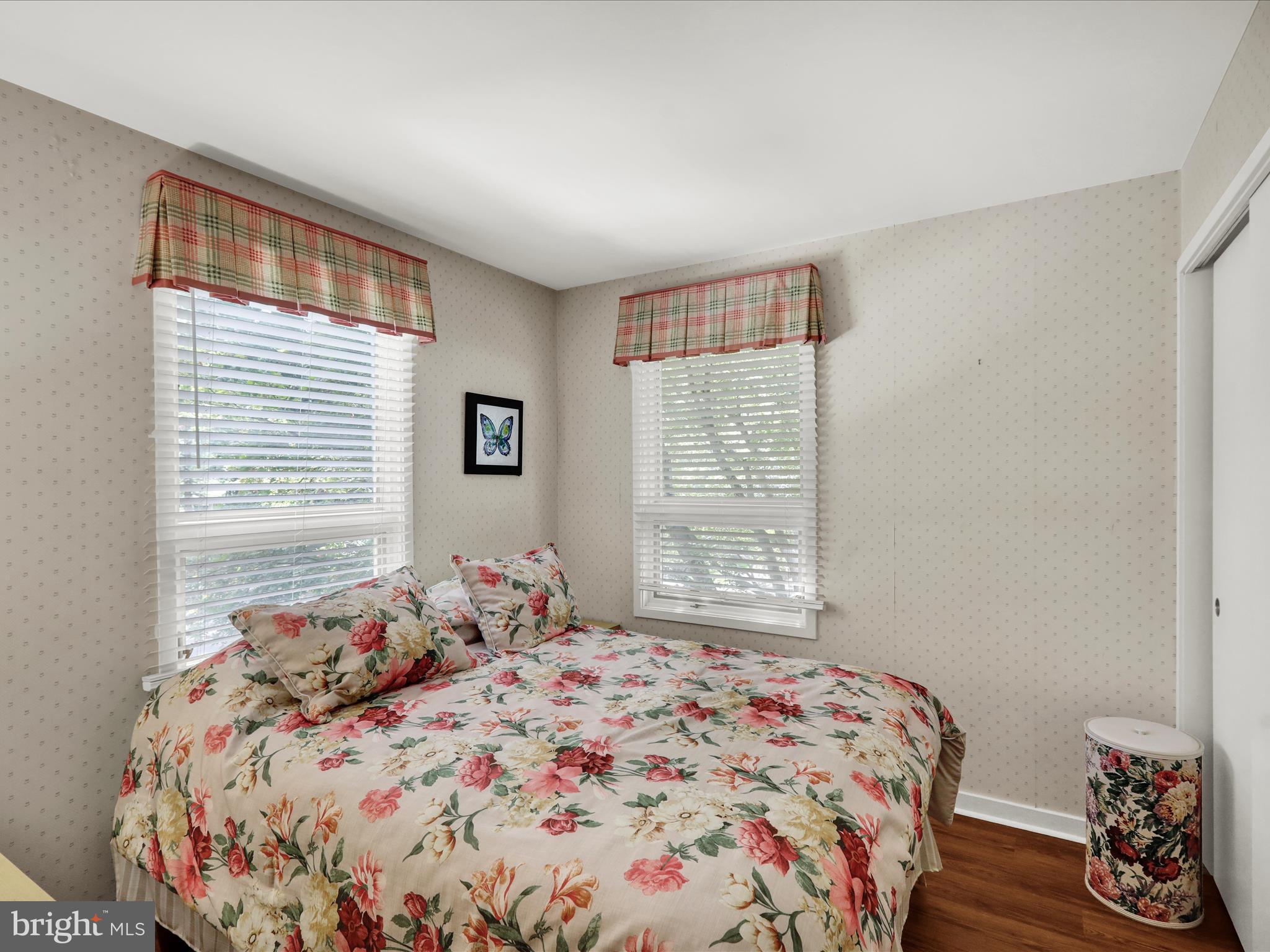 BIRDLAND - Residential