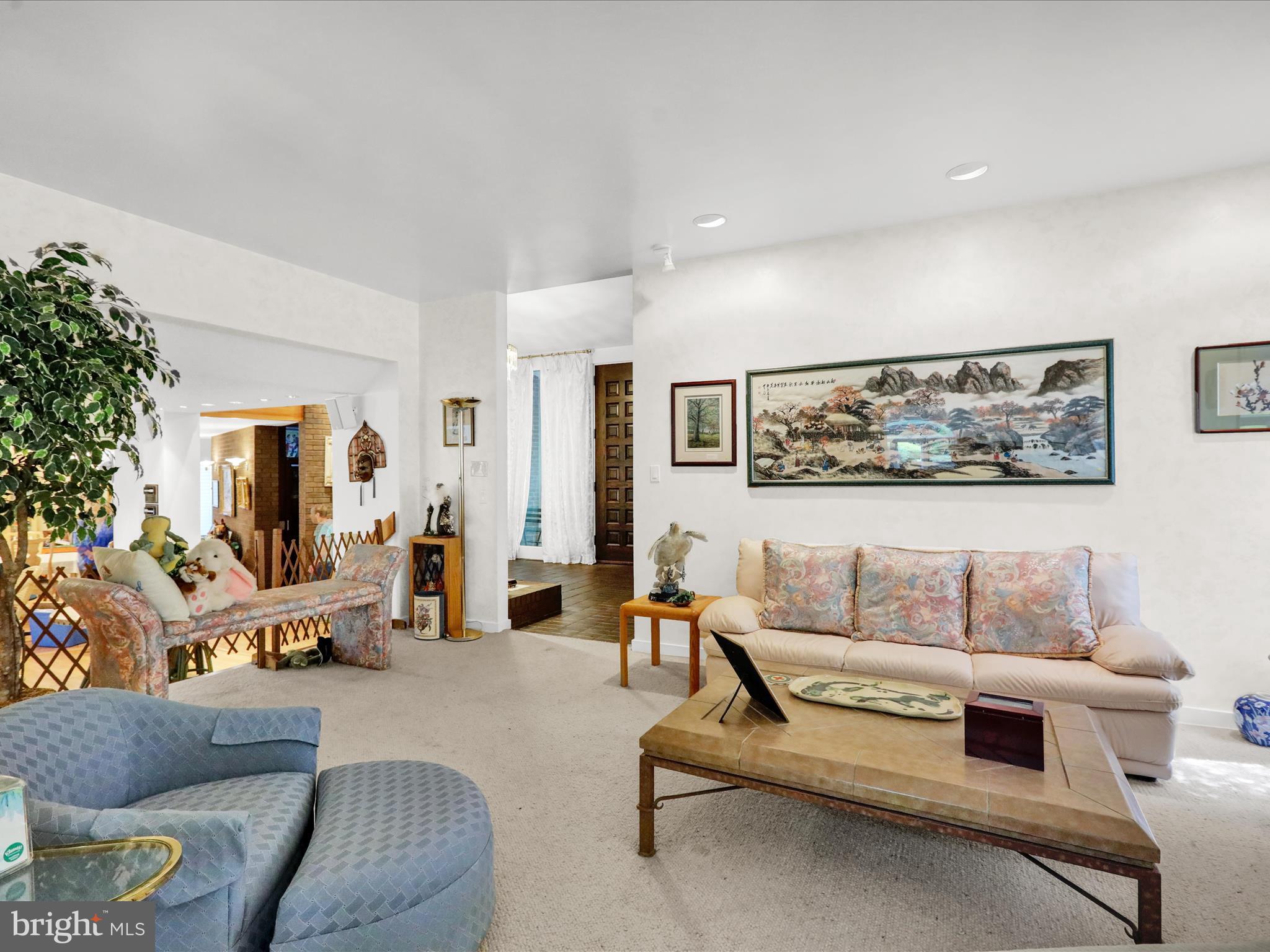 BIRDLAND - Residential