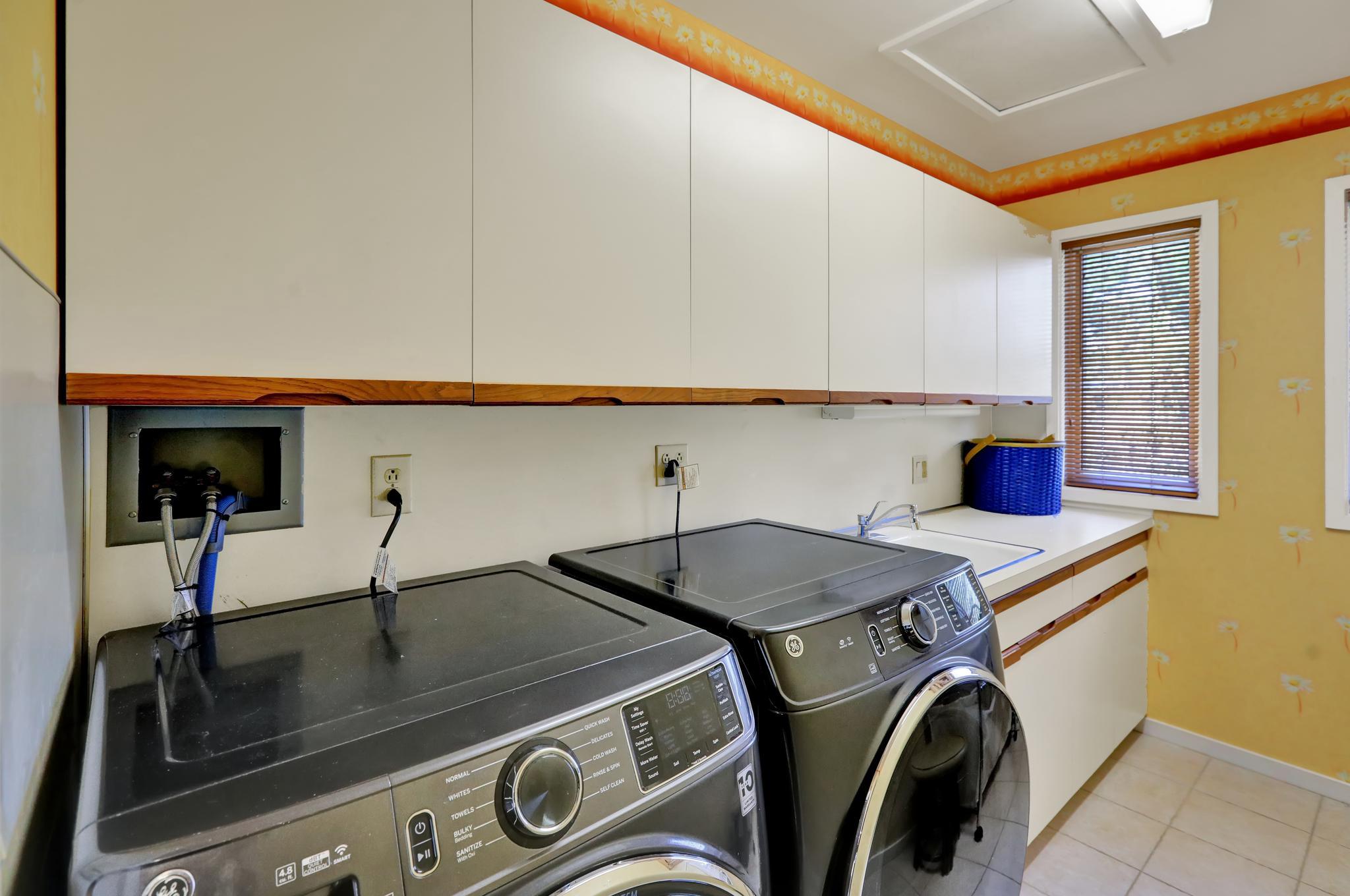 BIRDLAND - Residential