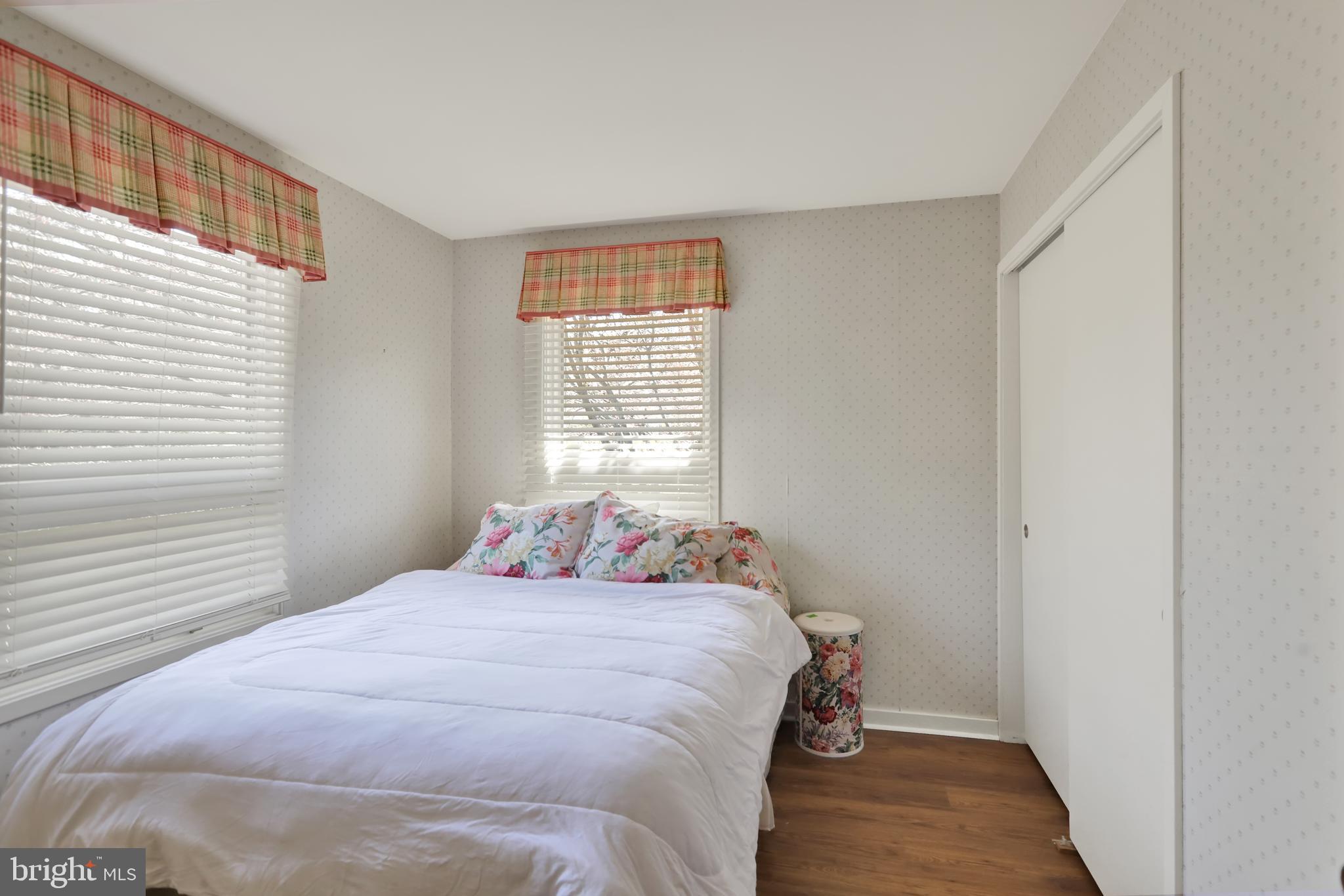 BIRDLAND - Residential