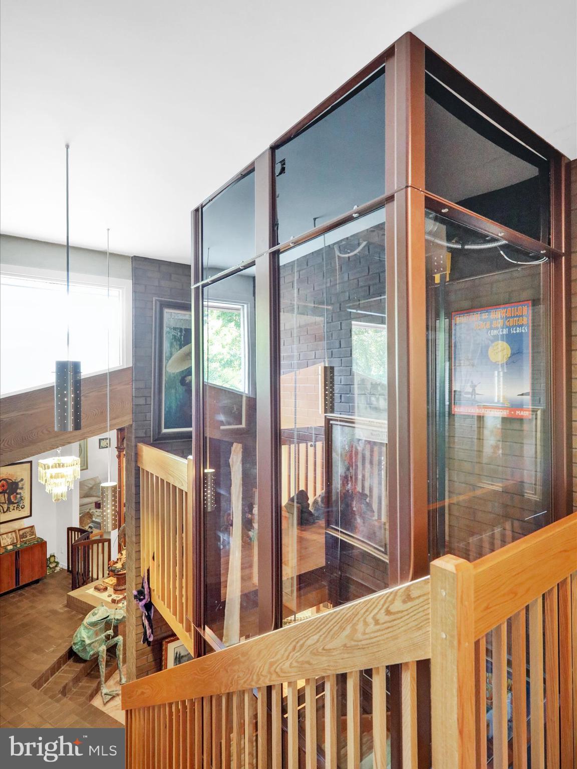 BIRDLAND - Residential