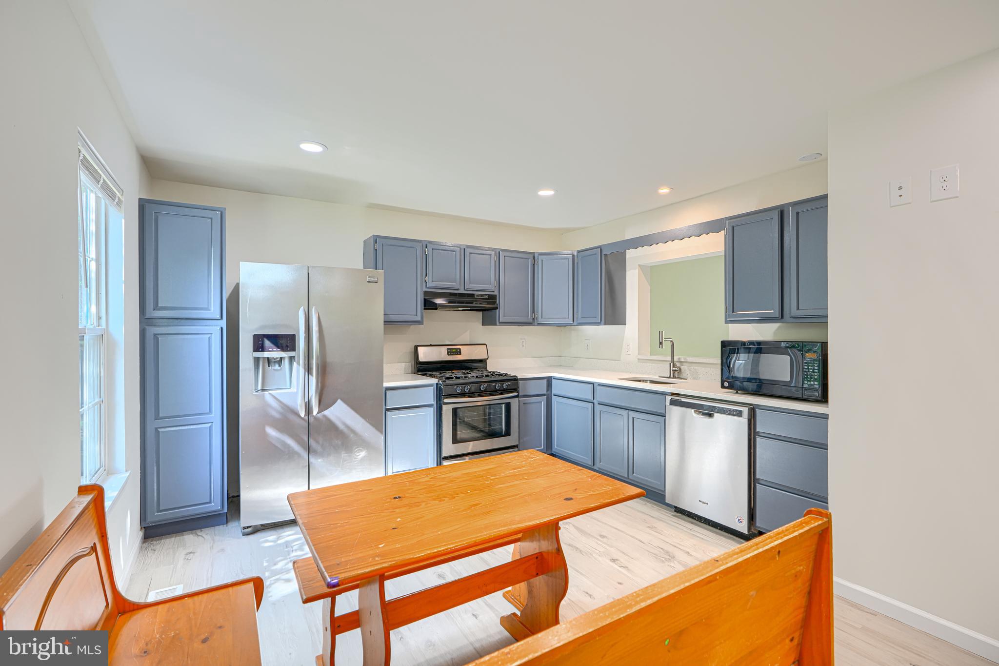 11212 ROBINS GLENN DRIVE
