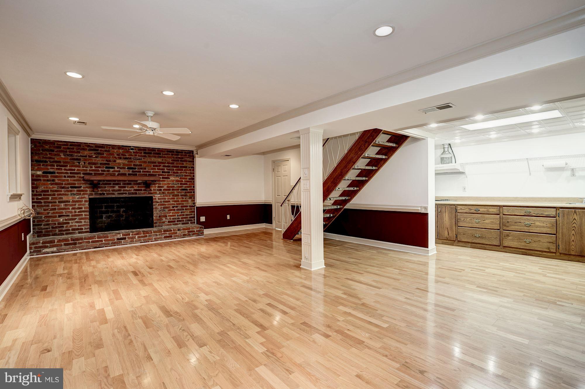 KEENE MILL MANOR - Residential