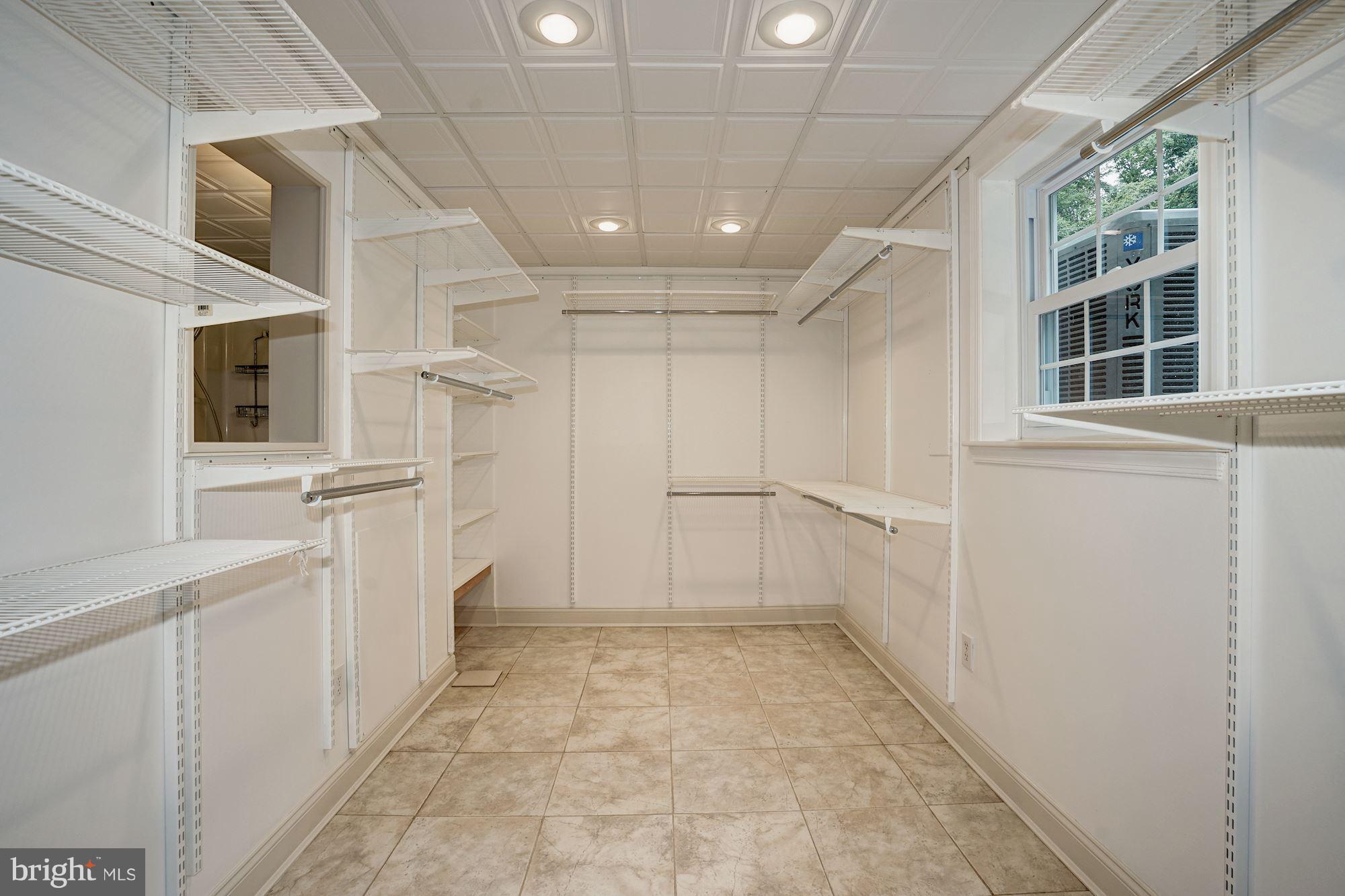 KEENE MILL MANOR - Residential