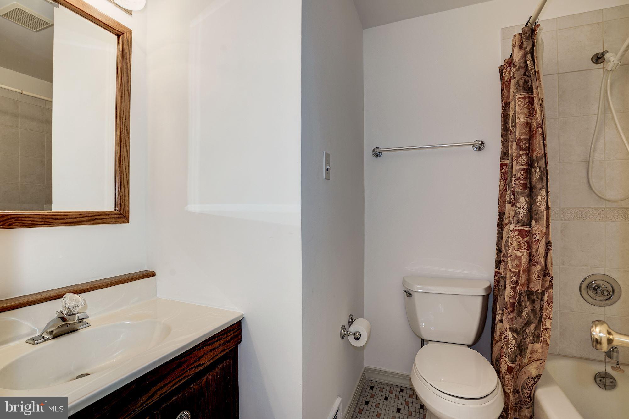 KEENE MILL MANOR - Residential