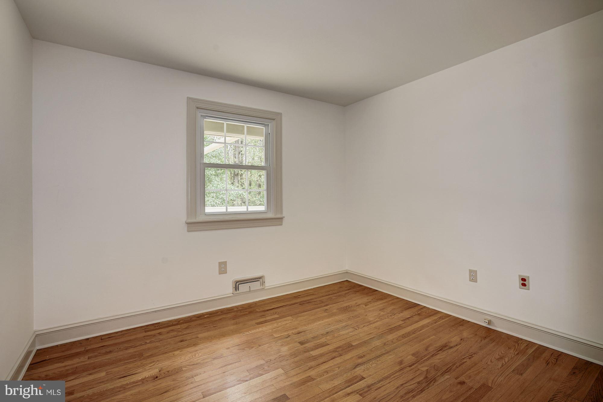 KEENE MILL MANOR - Residential