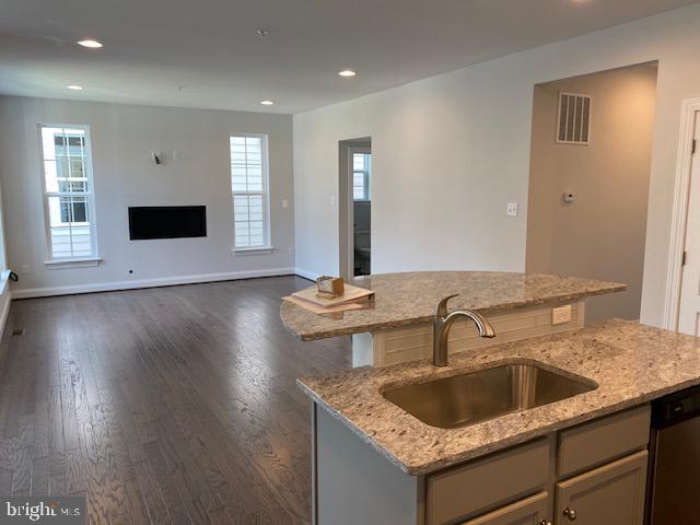 GREENLEIGH - Residential