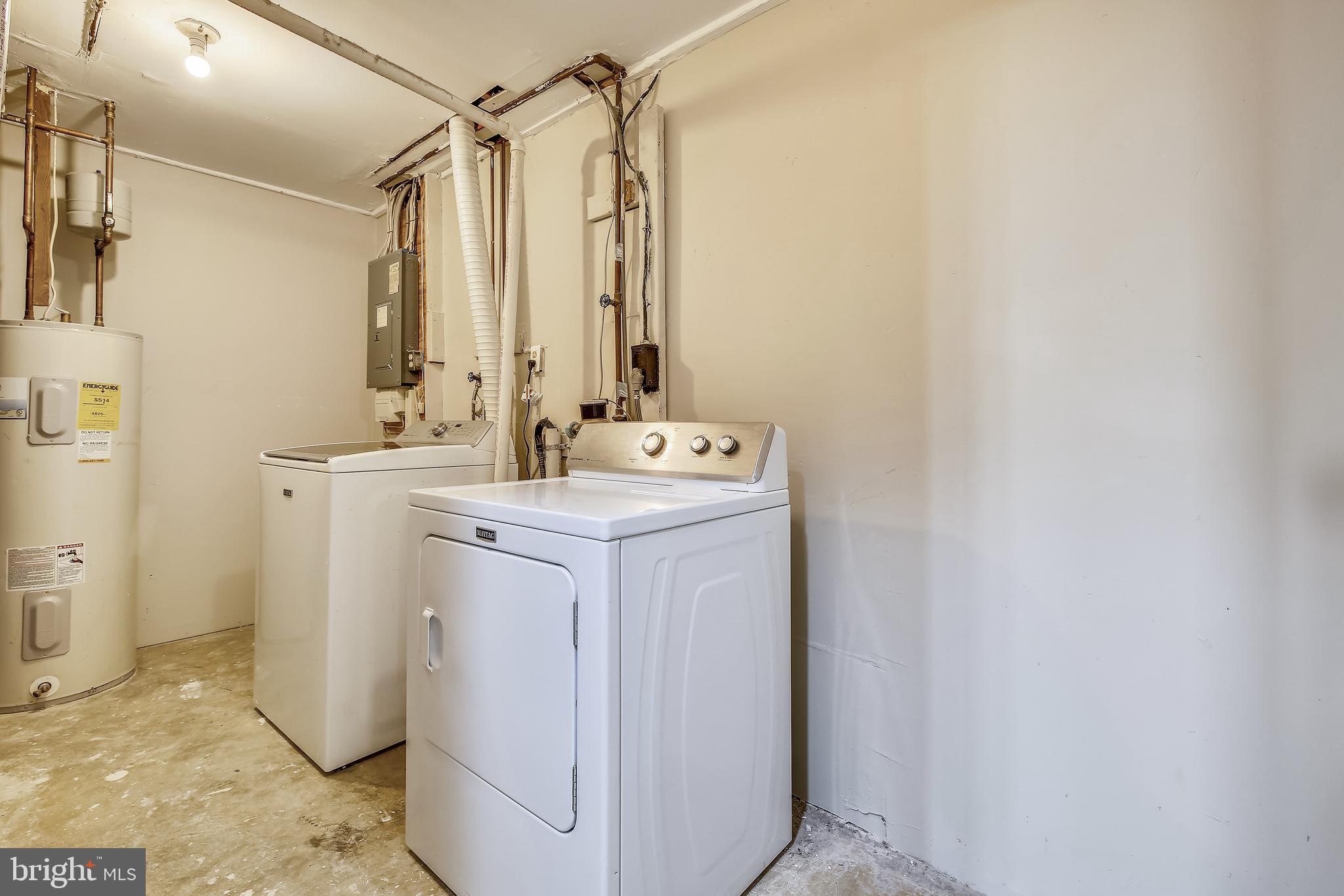 SADDLE CREEK - Residential