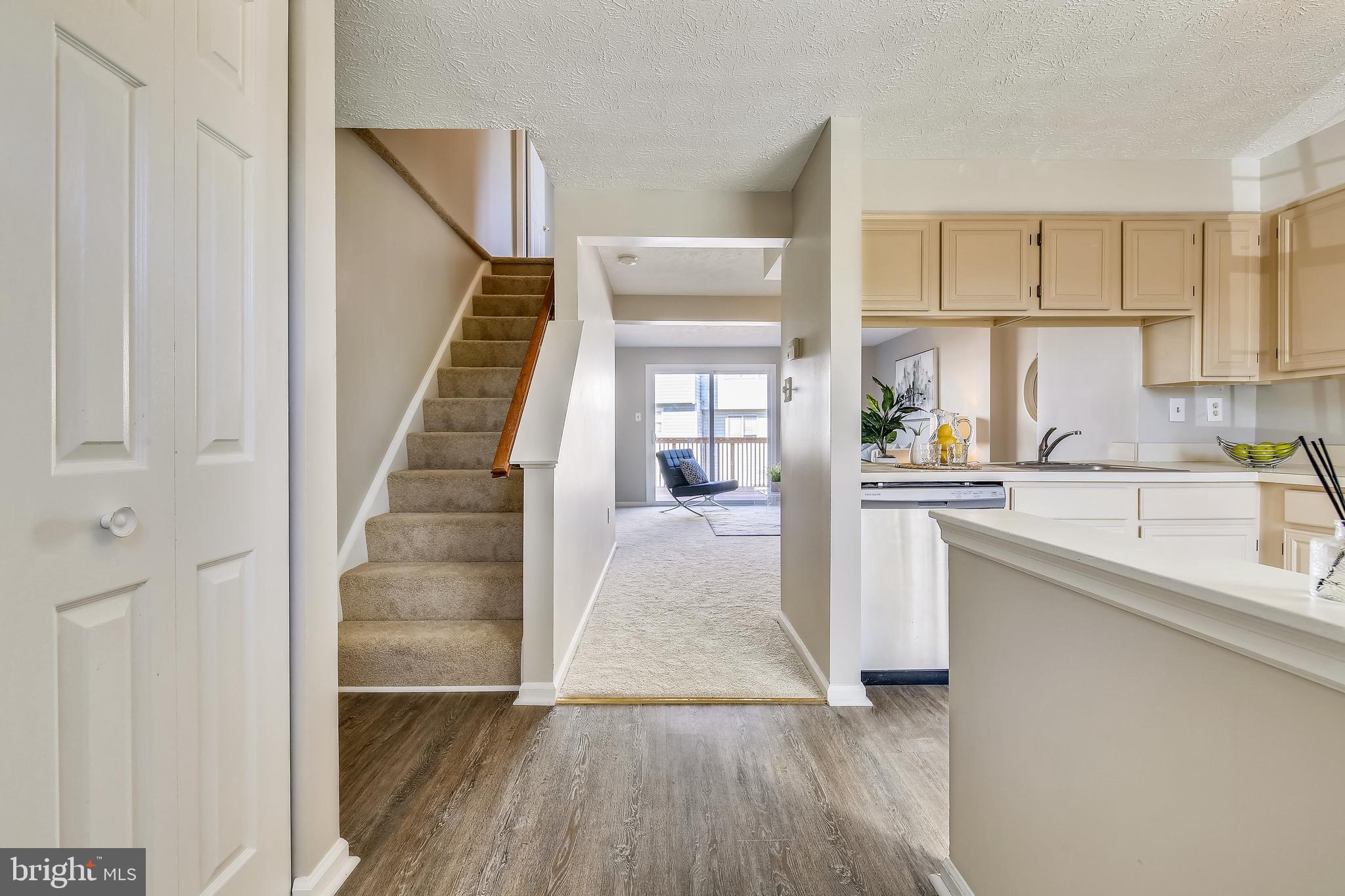 SADDLE CREEK - Residential