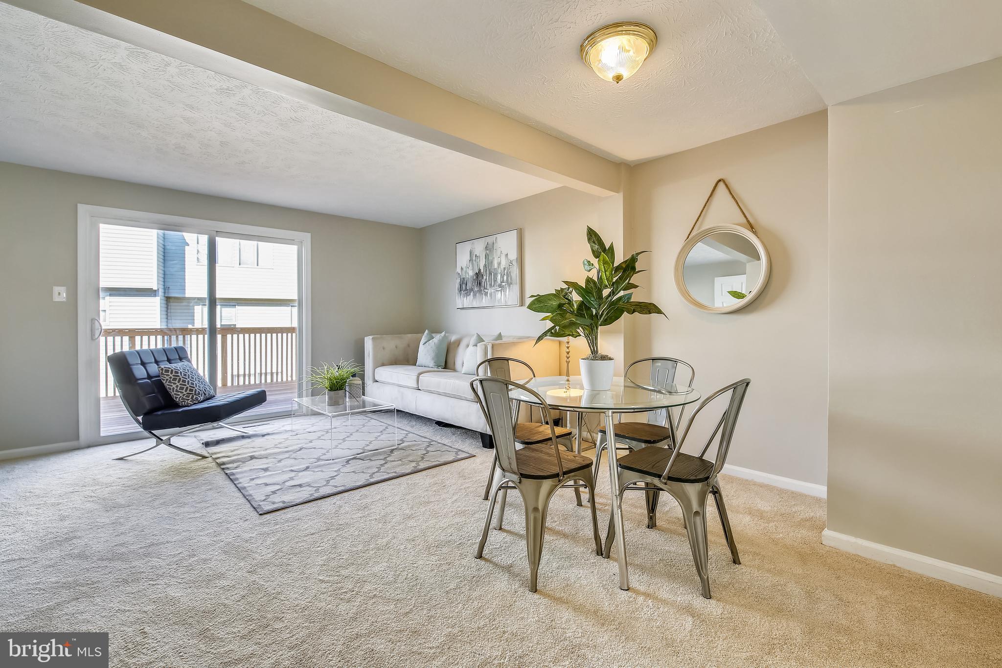 SADDLE CREEK - Residential