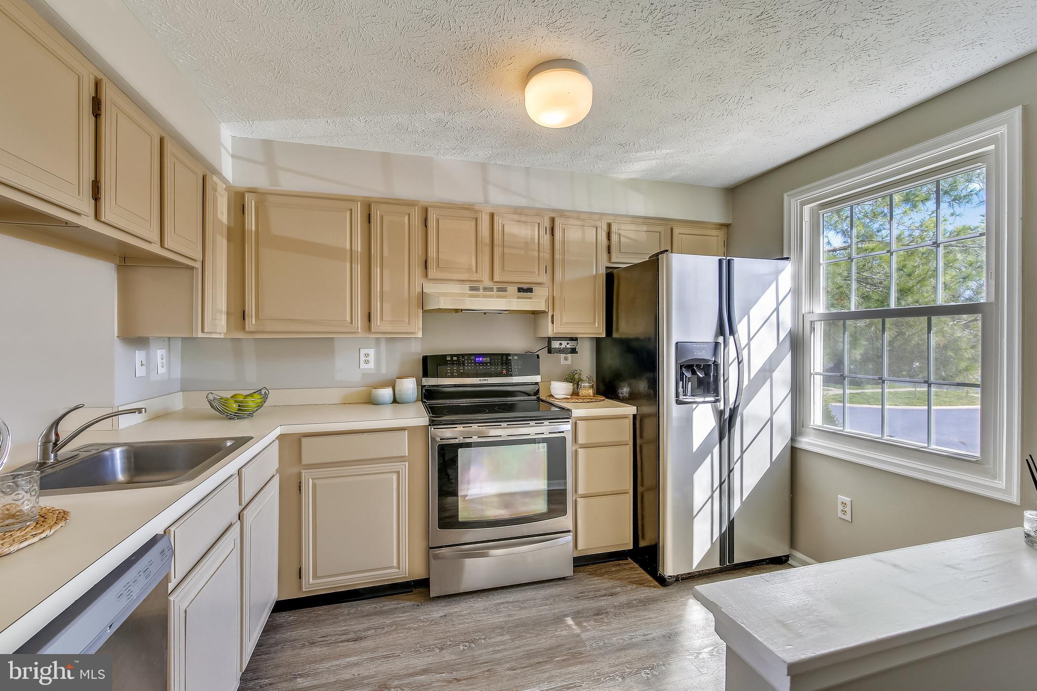 SADDLE CREEK - Residential