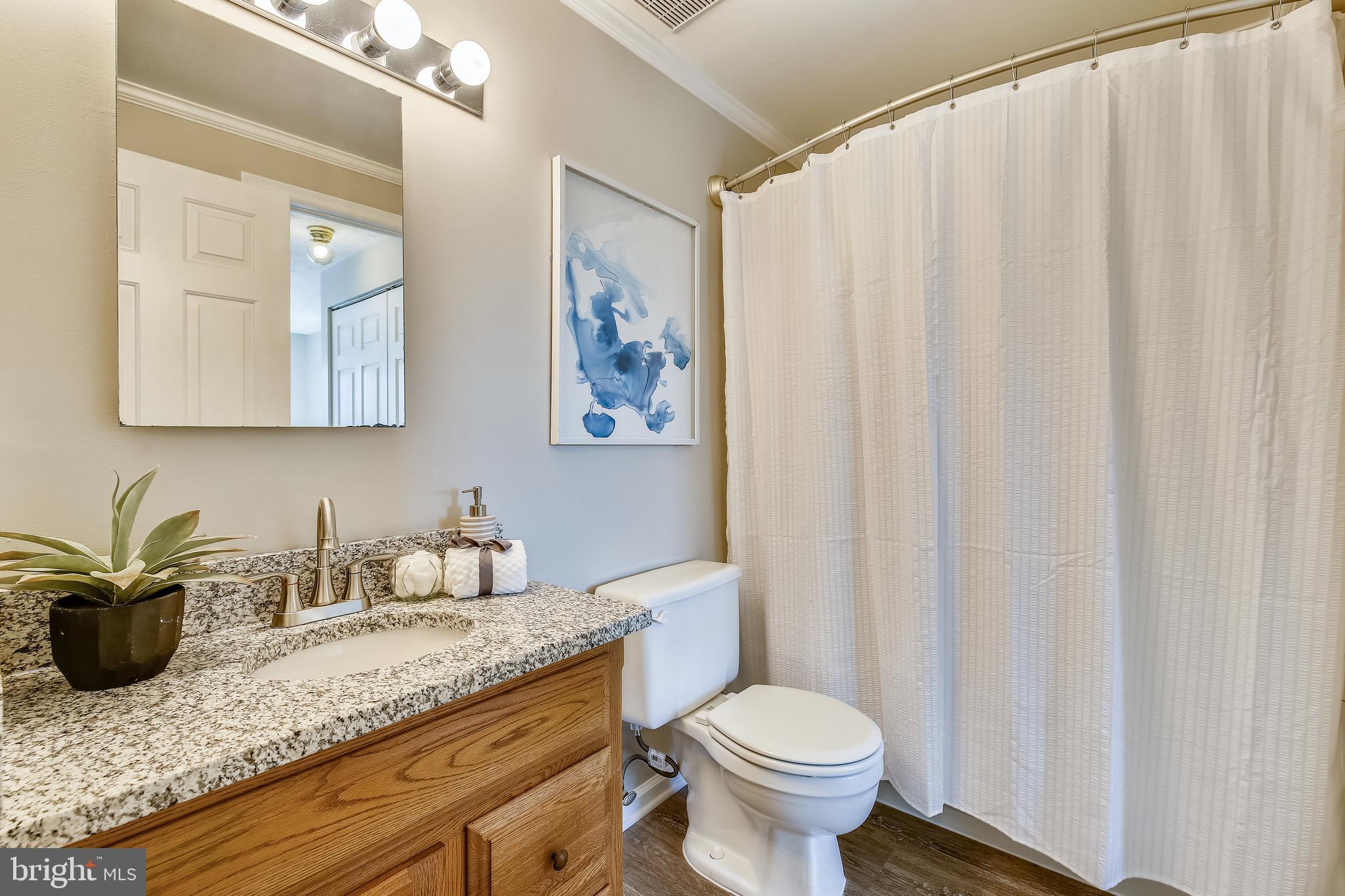 SADDLE CREEK - Residential