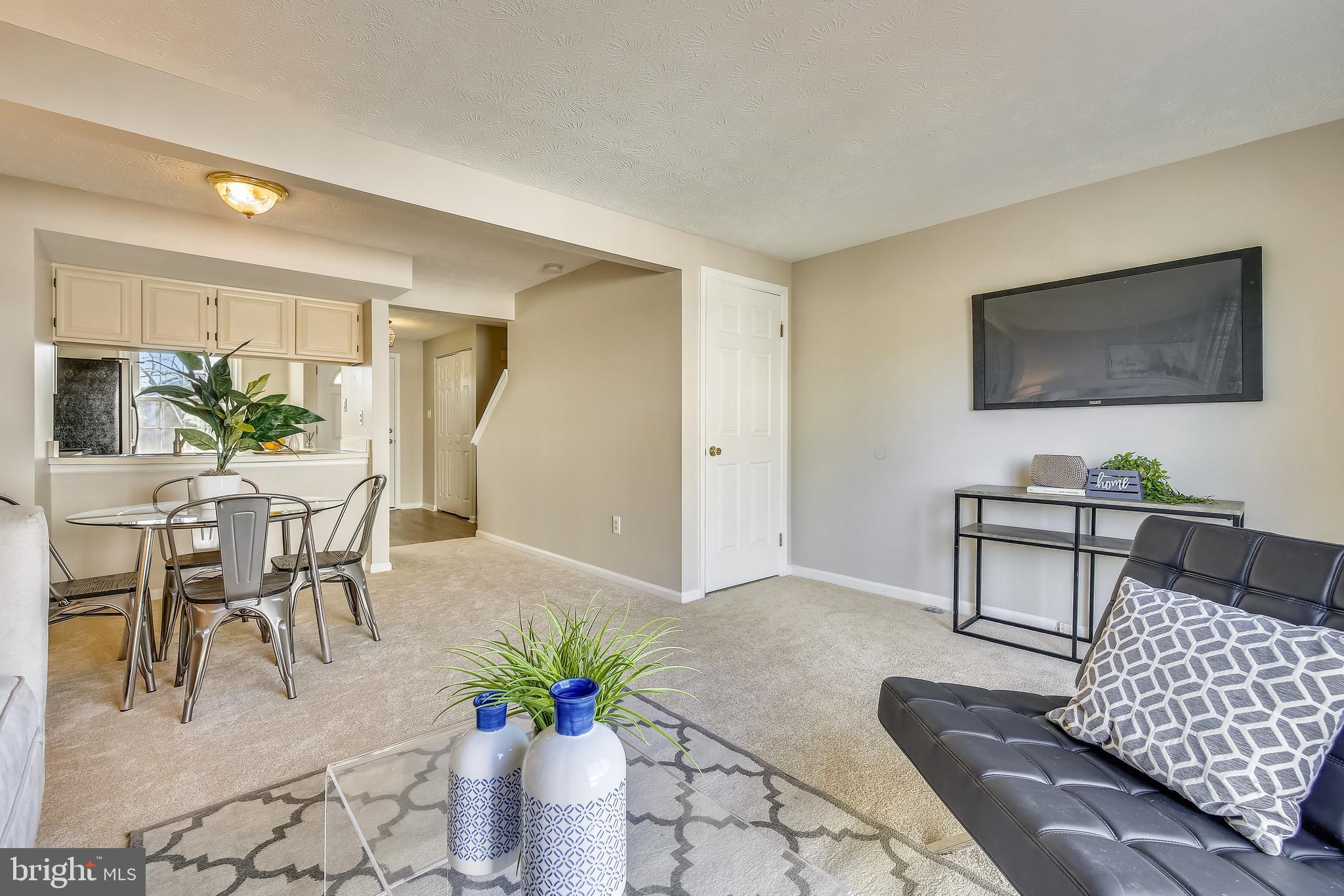 SADDLE CREEK - Residential