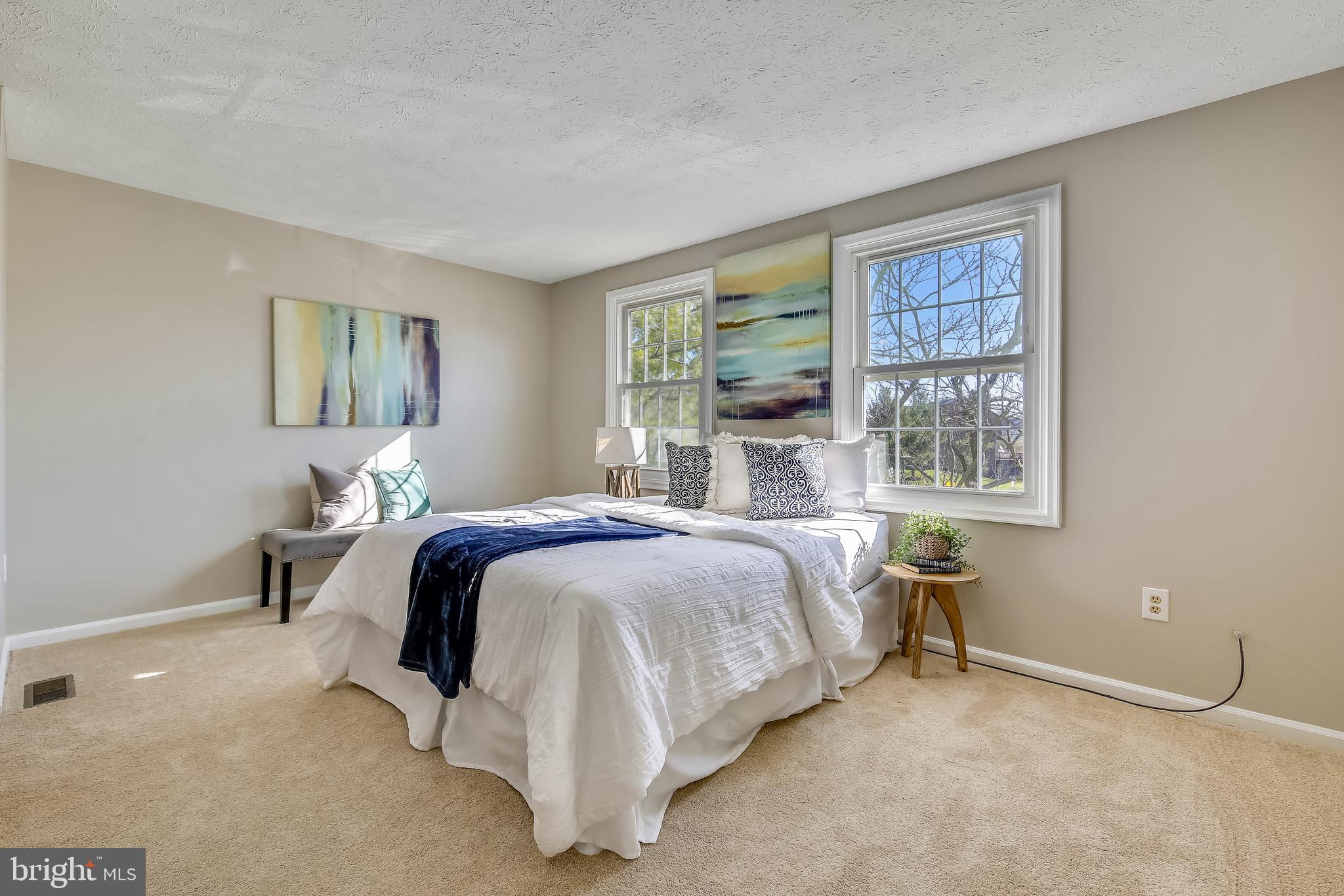 SADDLE CREEK - Residential