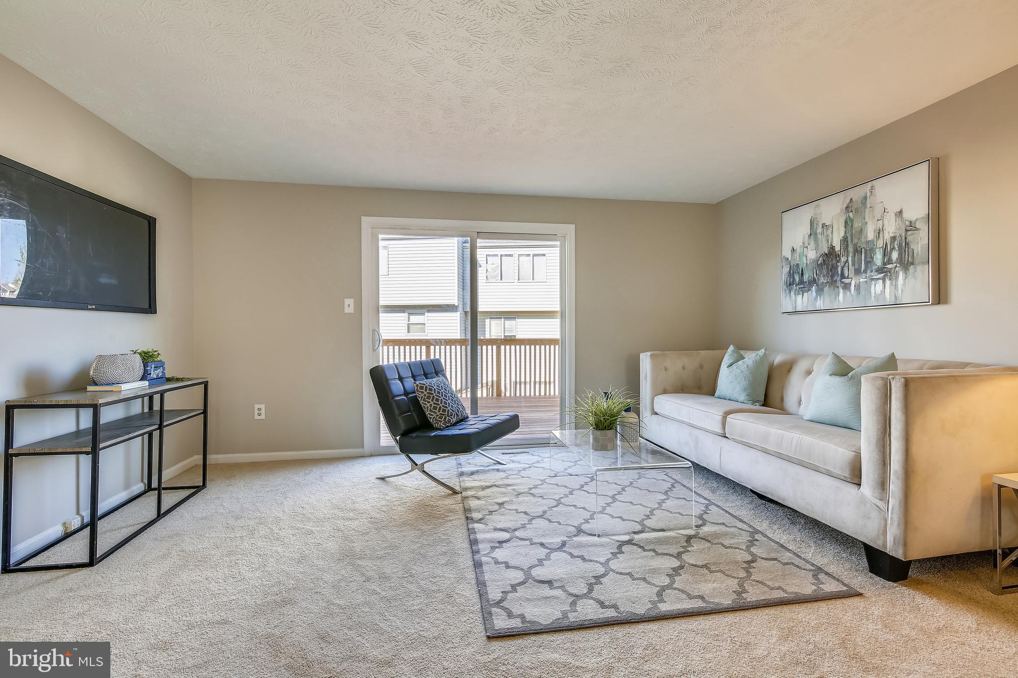 SADDLE CREEK - Residential