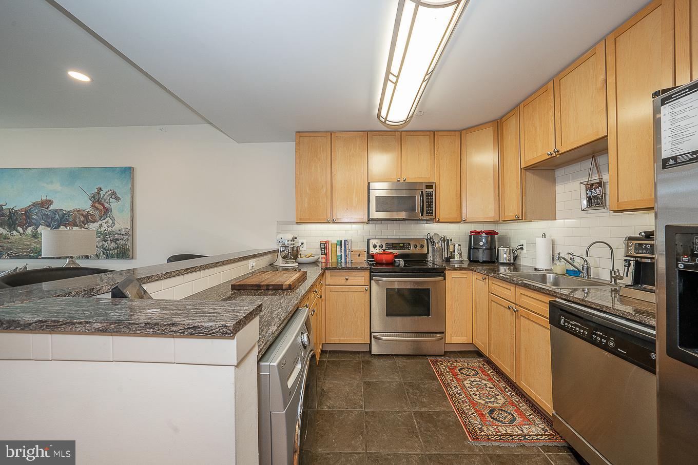 RITTENHOUSE SQUARE - Residential Lease
