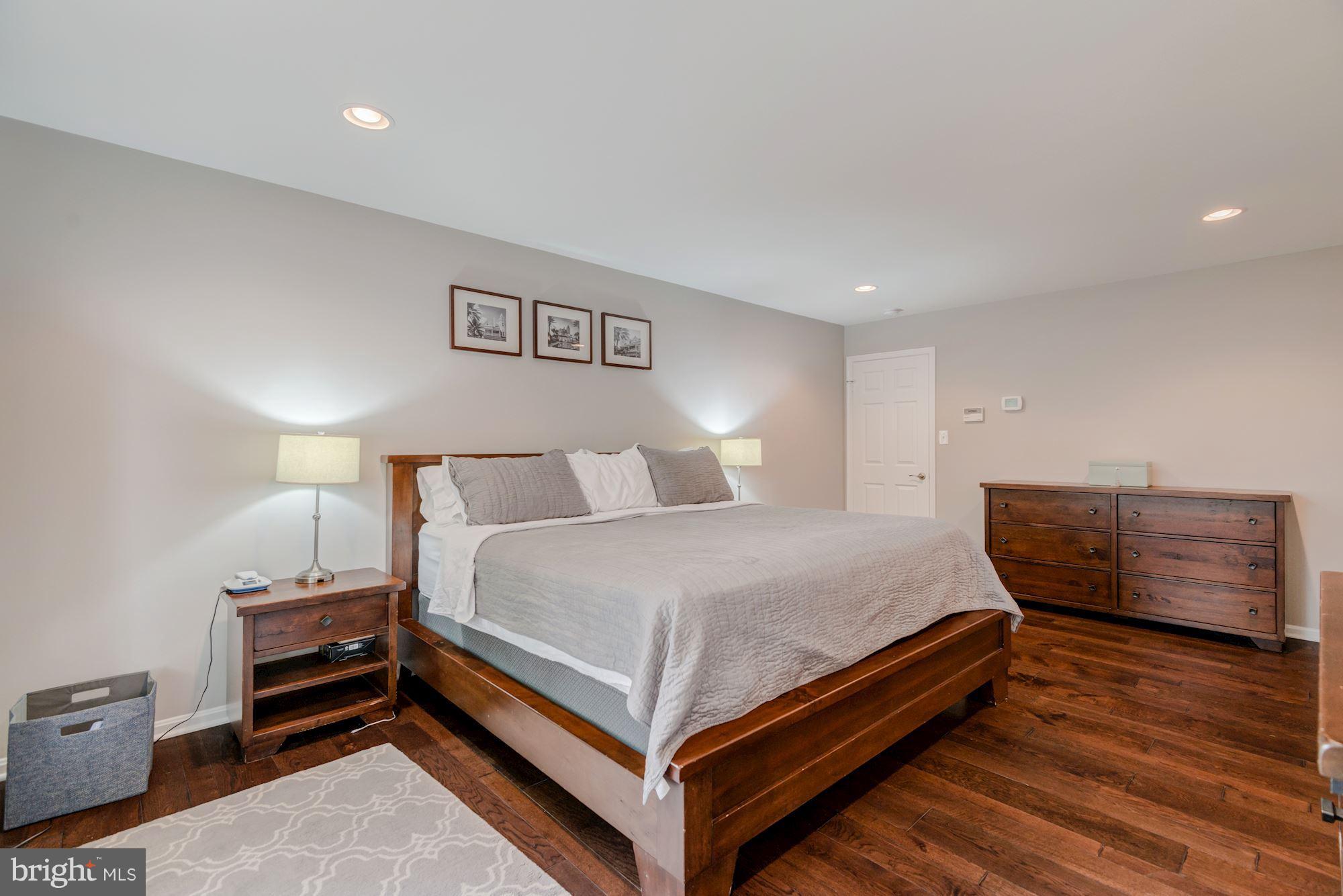 RUSTFIELD - Residential