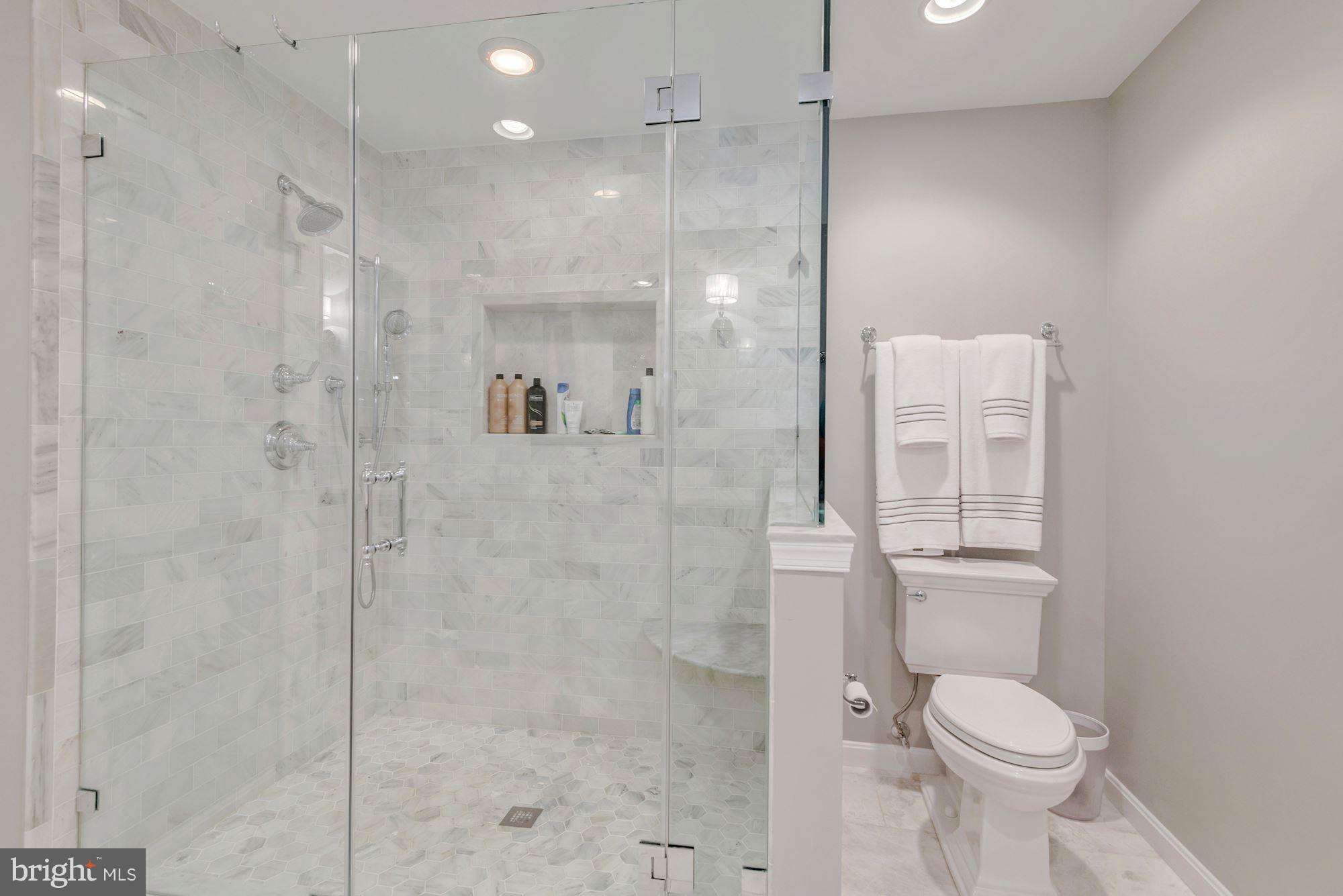 RUSTFIELD - Residential