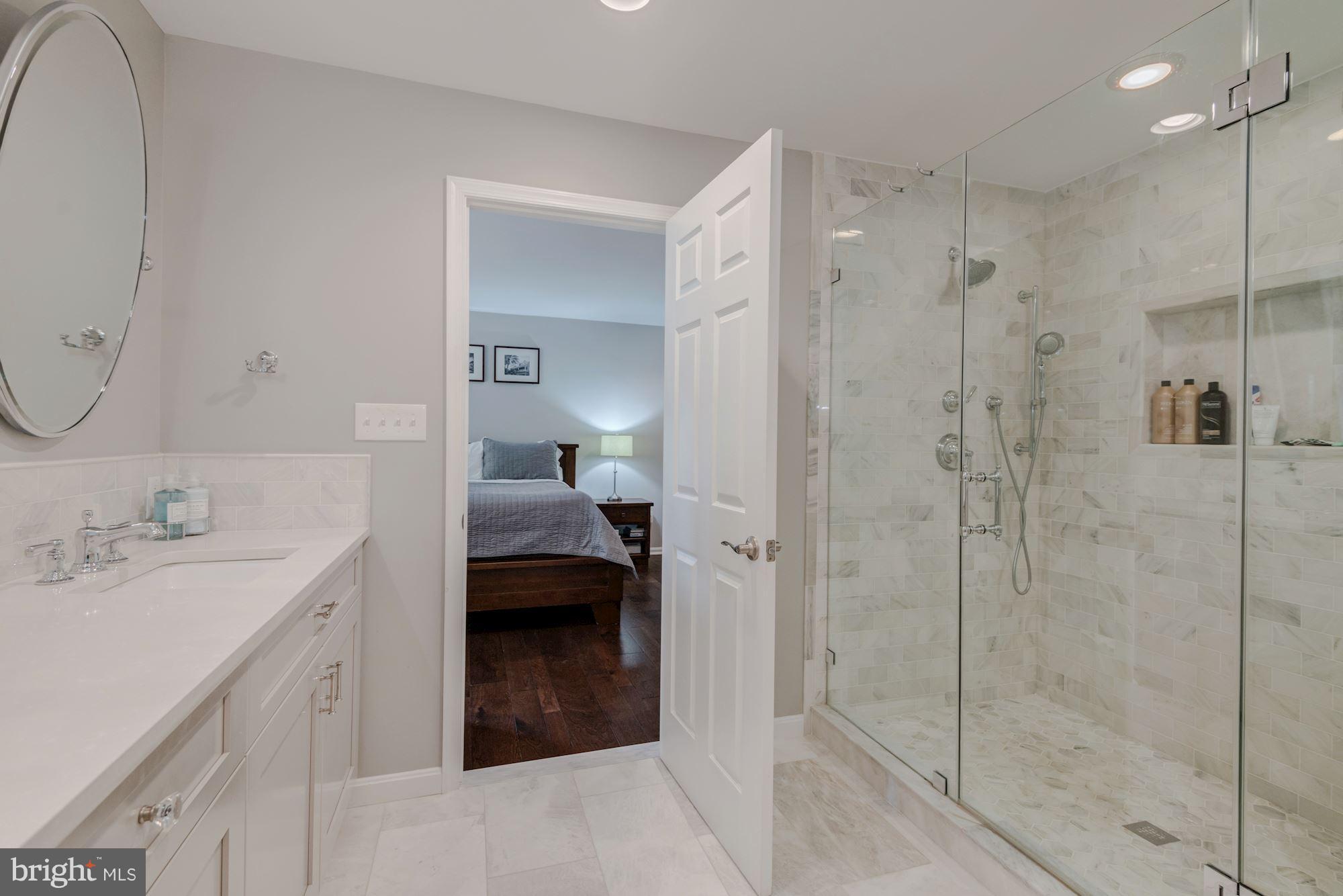 RUSTFIELD - Residential