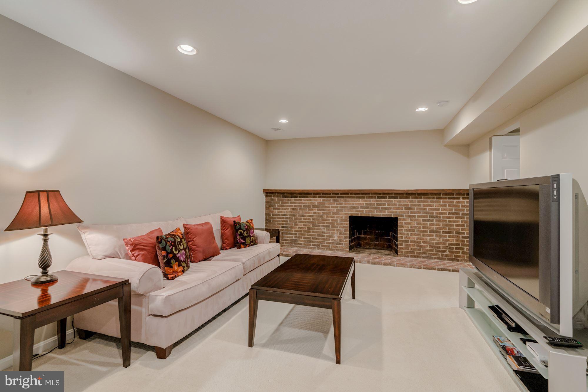 RUSTFIELD - Residential