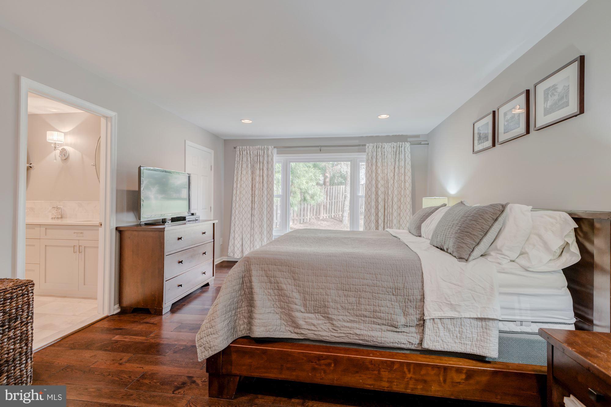 RUSTFIELD - Residential