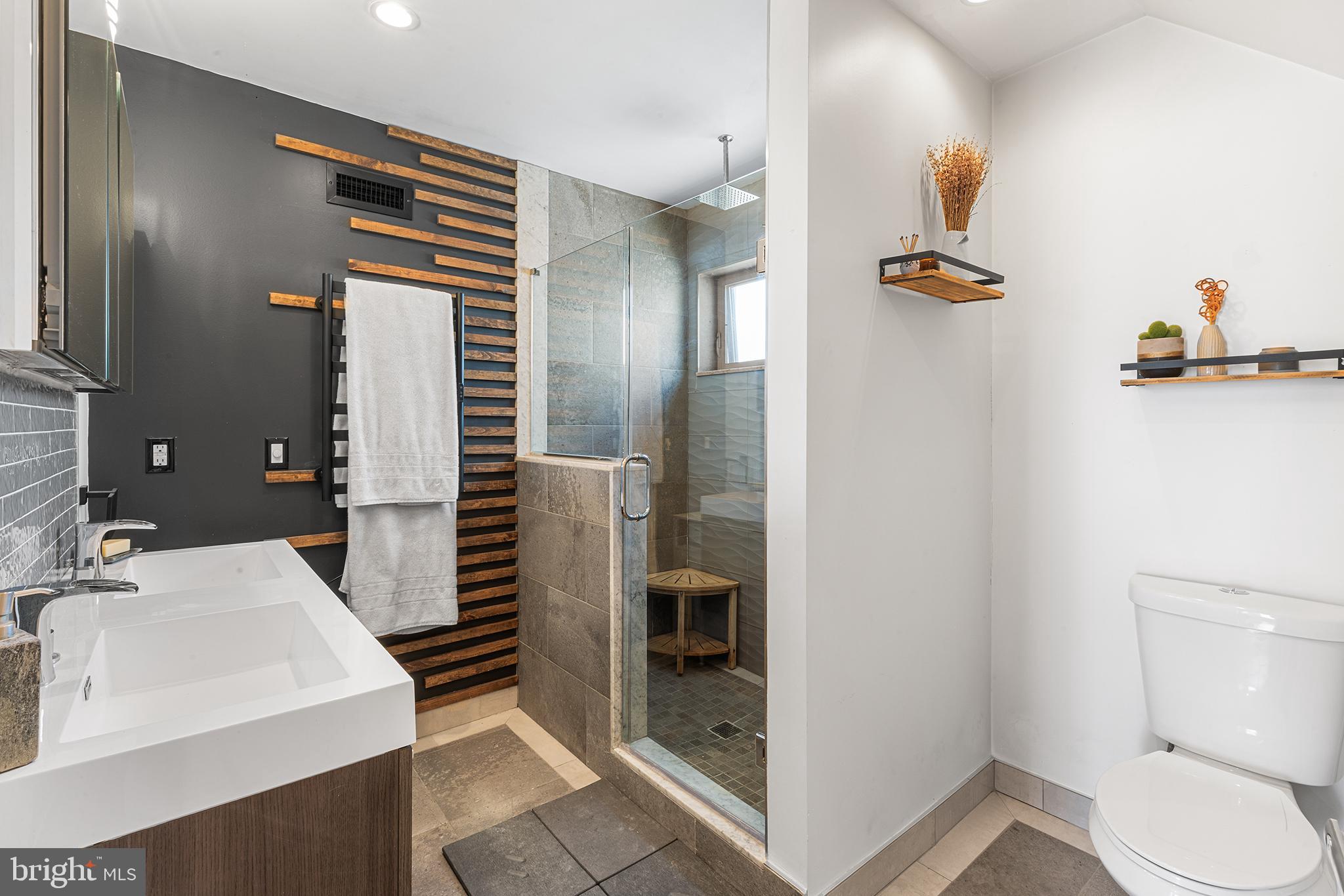 POINT BREEZE - Residential