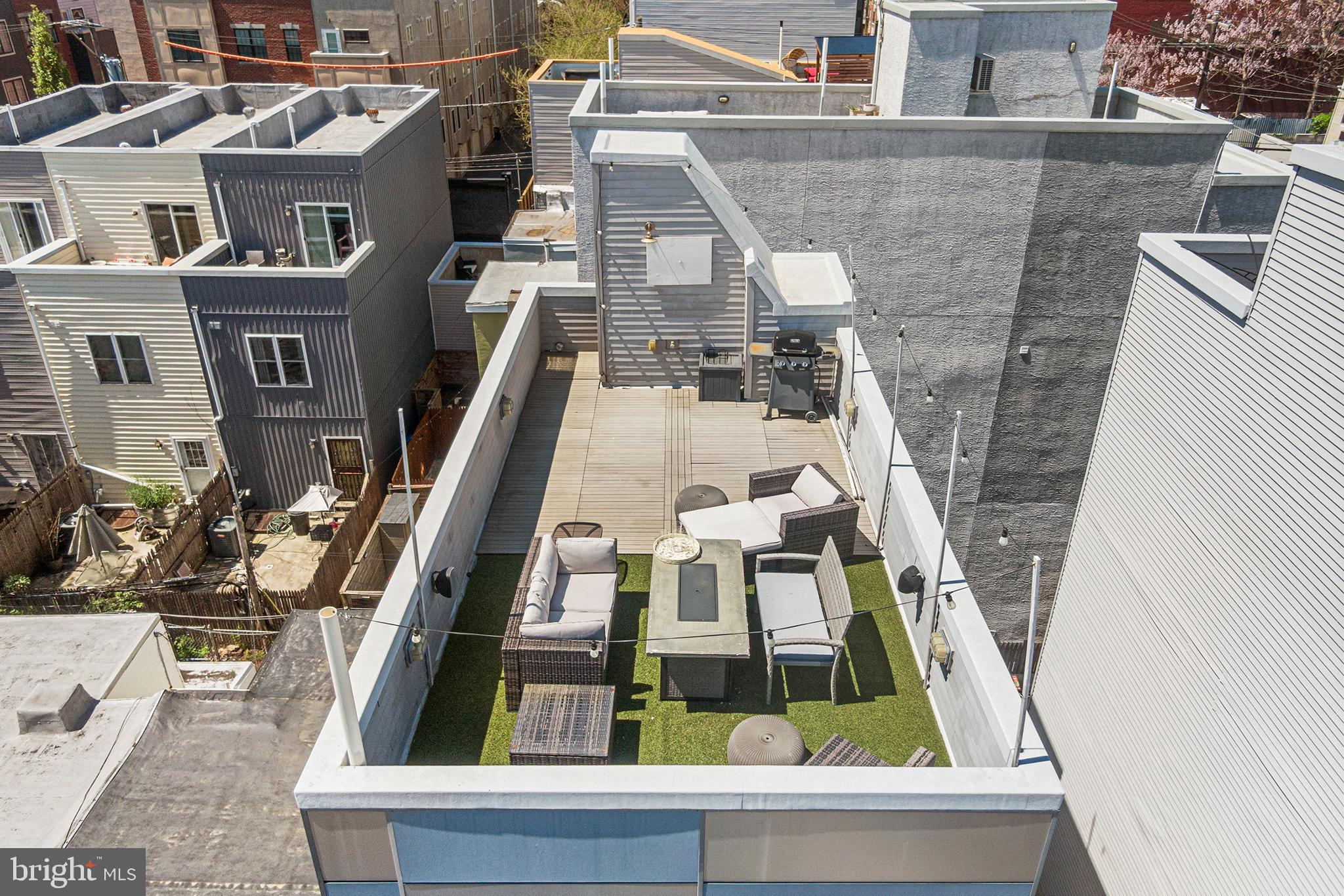 POINT BREEZE - Residential