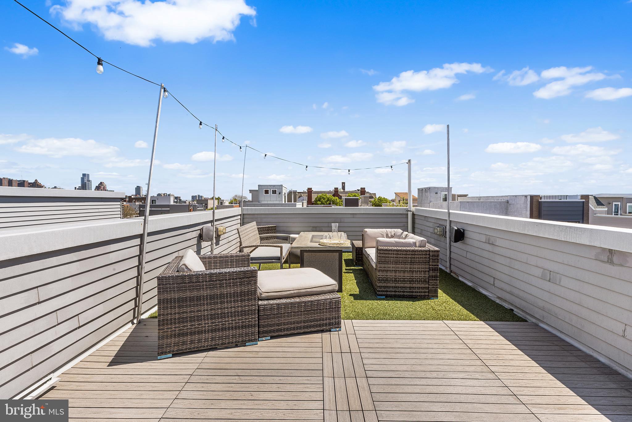 POINT BREEZE - Residential