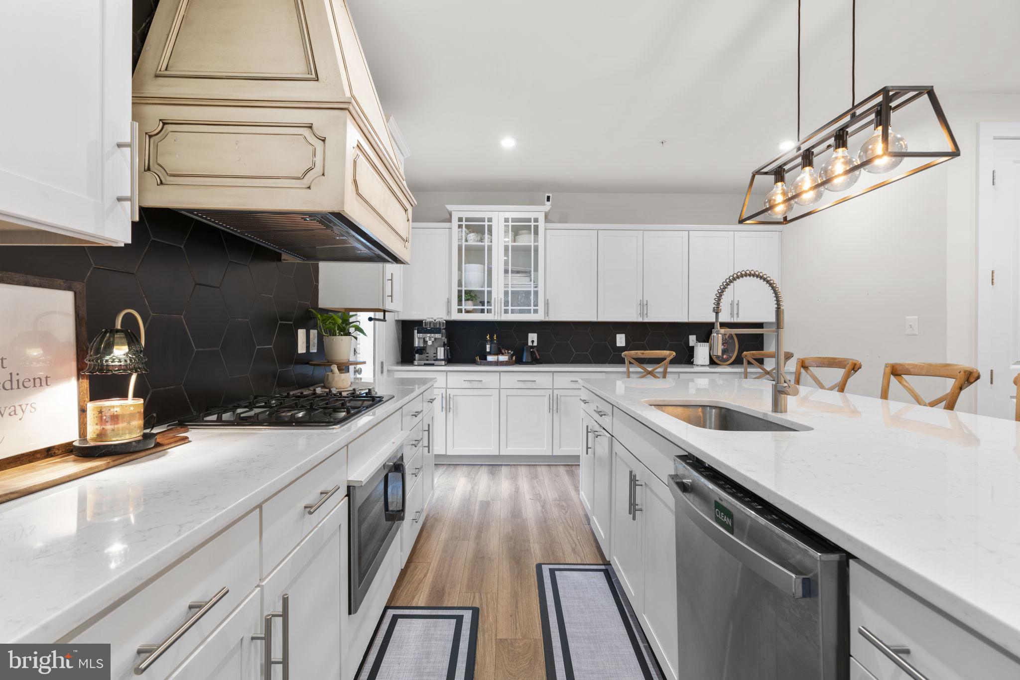 BRYN MAWR - Residential