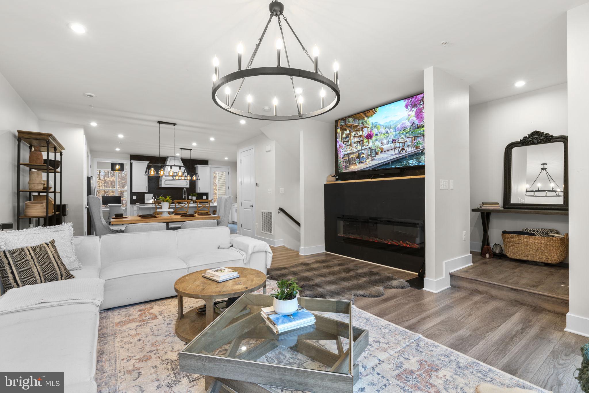 2676 SEQUOIA LANE